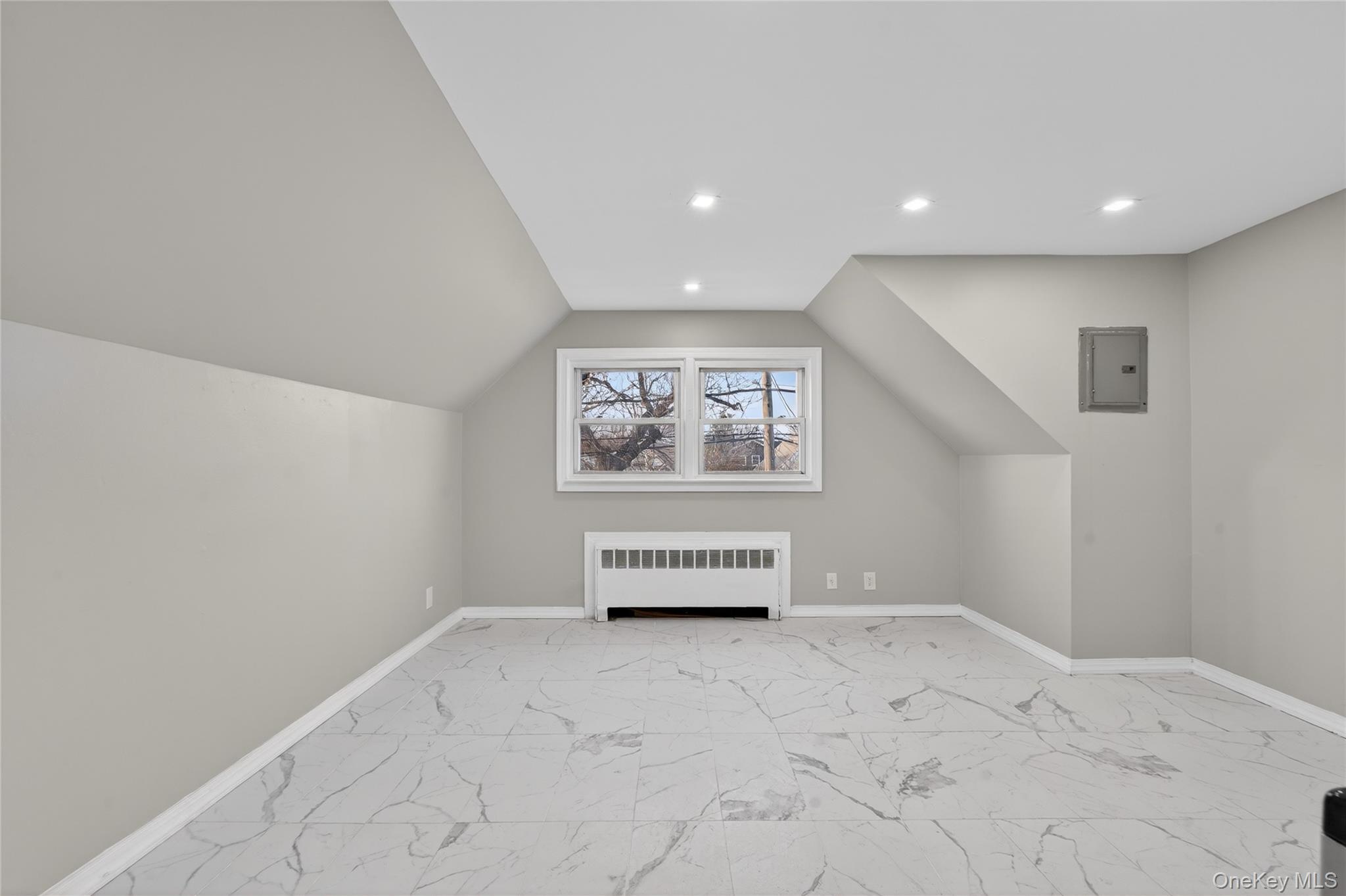 Single Family 147th Road Queens, NY 11422, MLS-977475-27