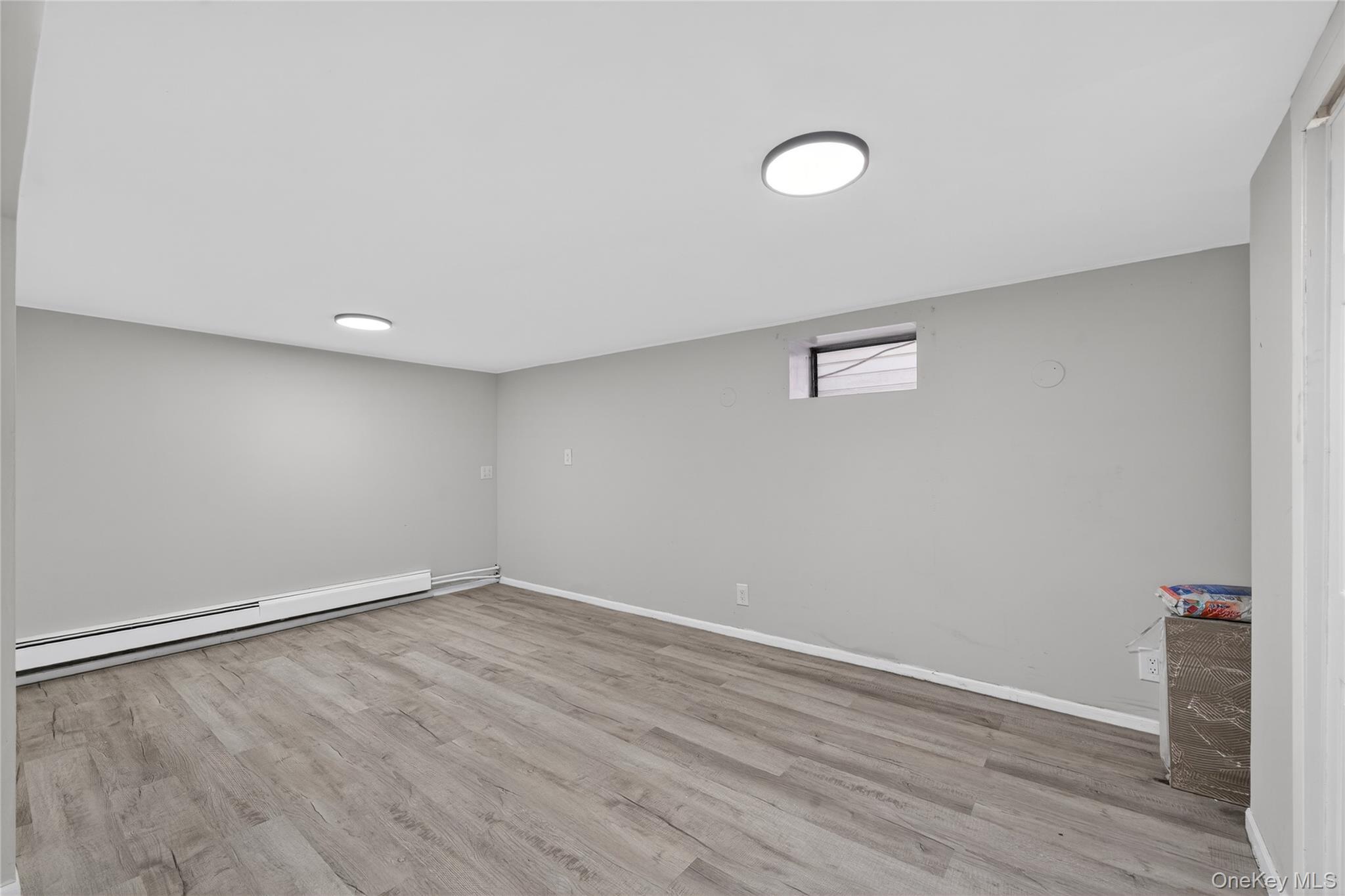 Single Family 147th Road Queens, NY 11422, MLS-977475-32