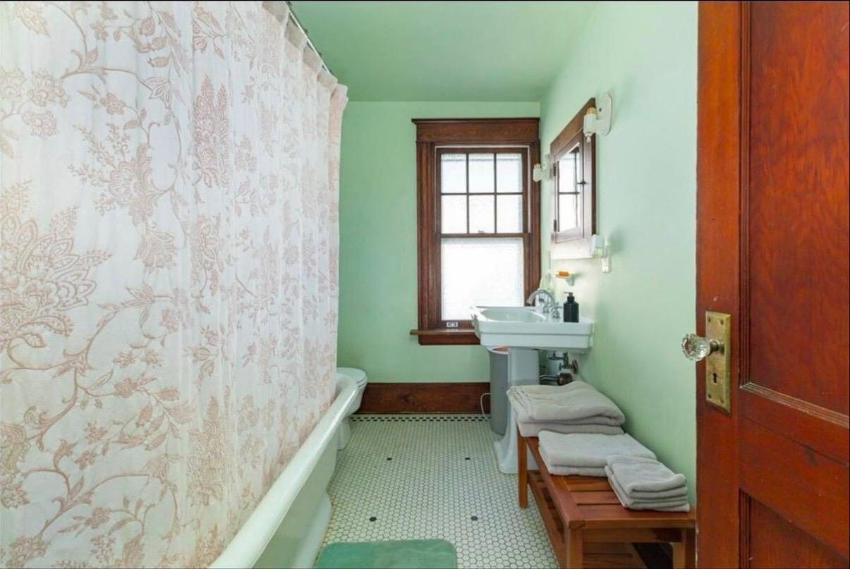 Single Family Oakwood Boulevard  Dutchess County, NY 12603, MLS-977482-14