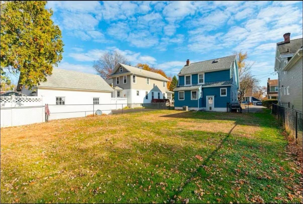 Single Family Oakwood Boulevard  Dutchess County, NY 12603, MLS-977482-19