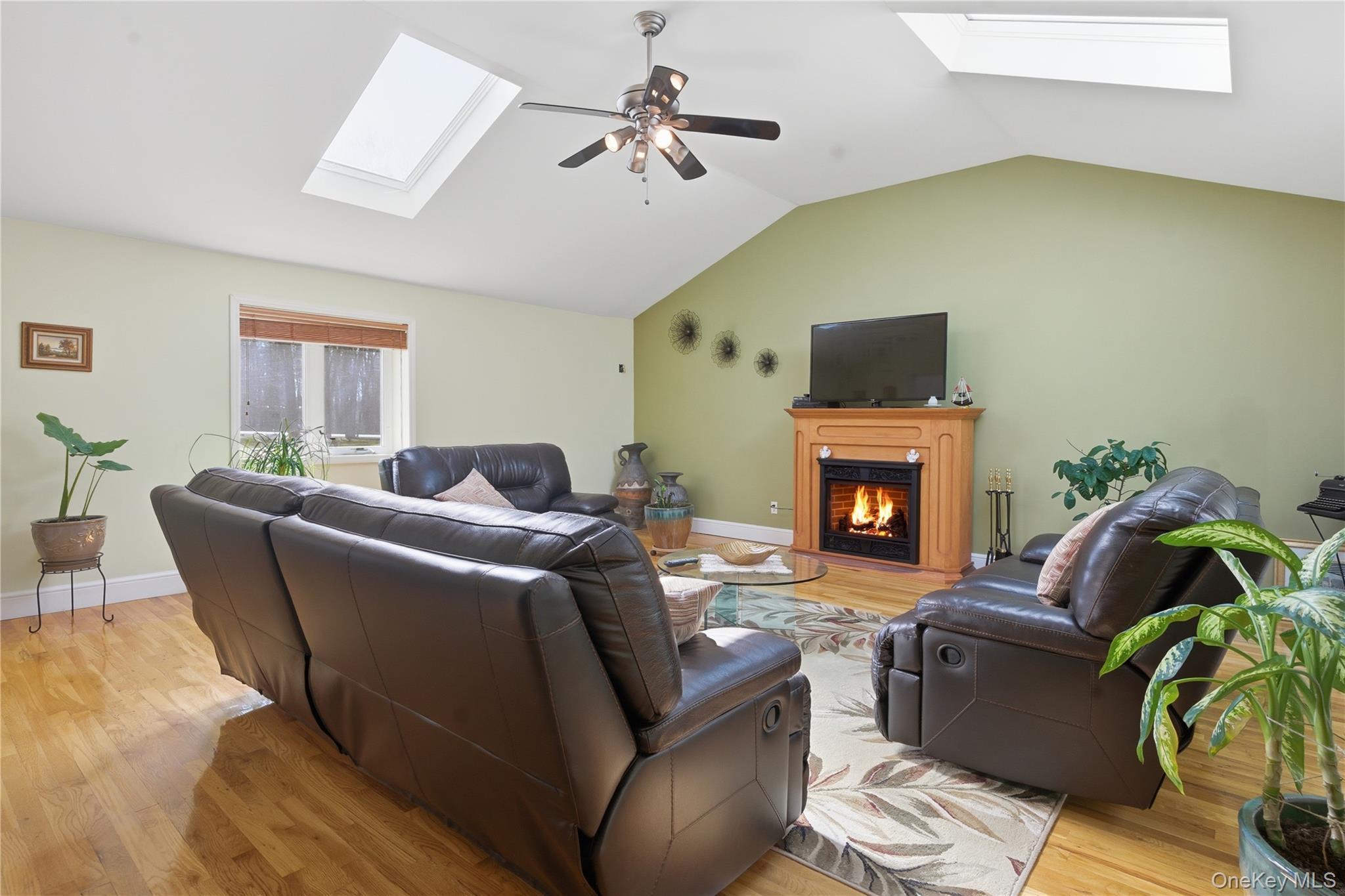 Single Family Albany Post  Ulster County, NY 12525, MLS-977502-10