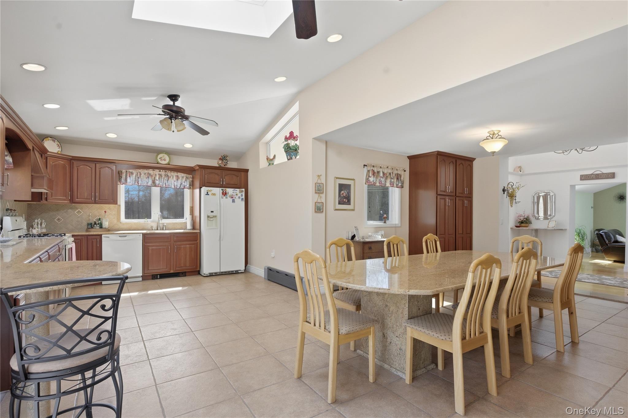 Single Family Albany Post  Ulster County, NY 12525, MLS-977502-12