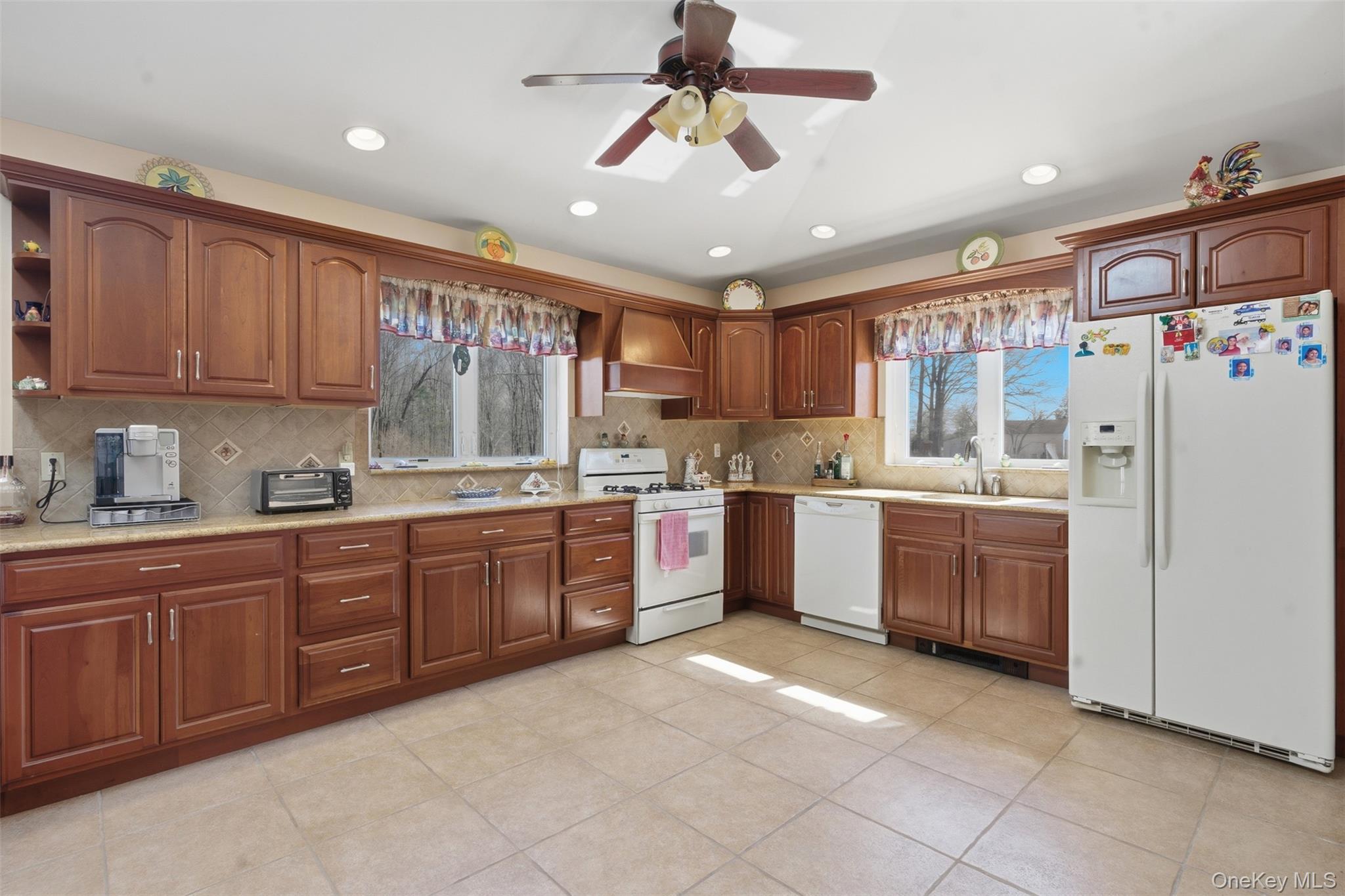 Single Family Albany Post  Ulster County, NY 12525, MLS-977502-15