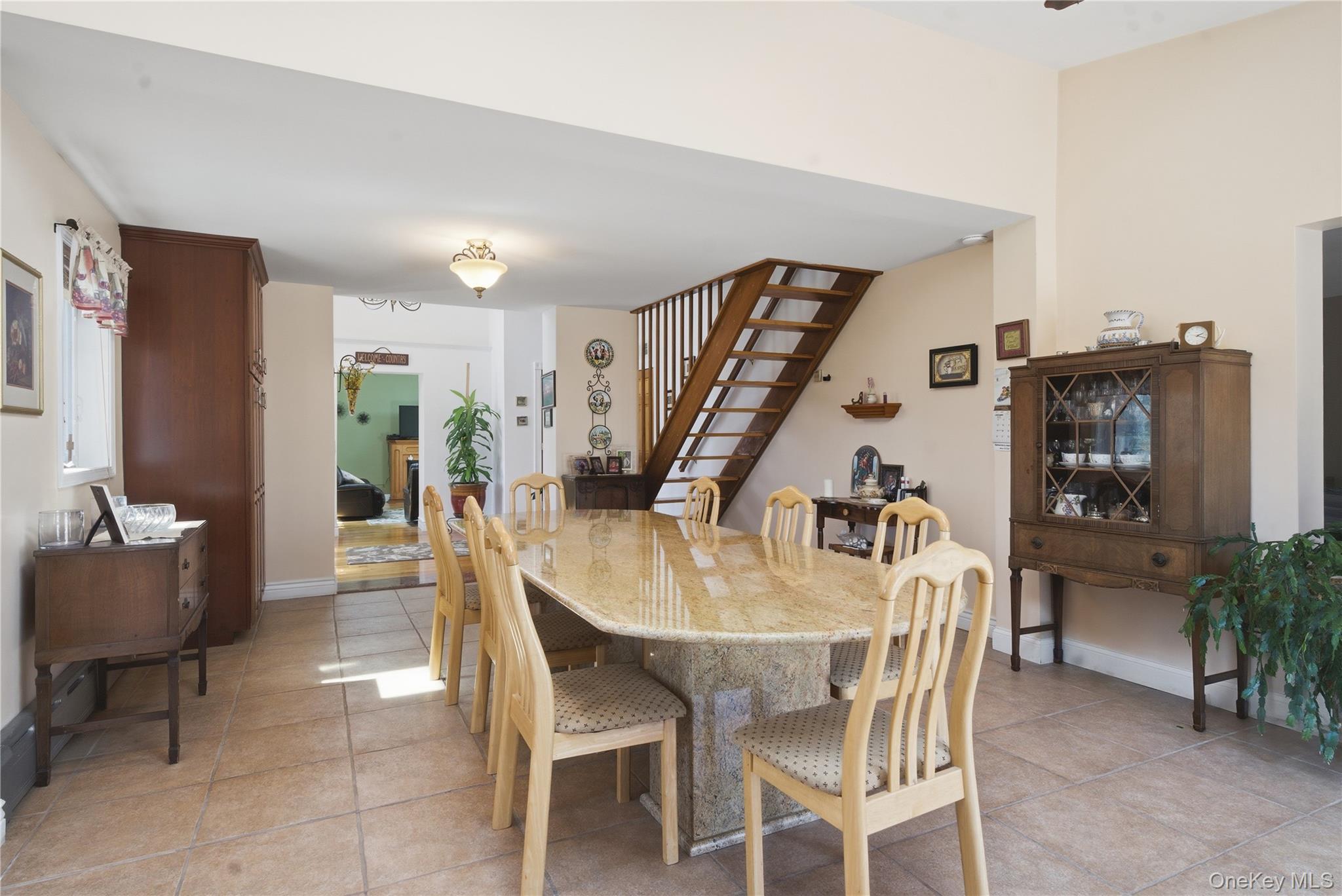 Single Family Albany Post  Ulster County, NY 12525, MLS-977502-16