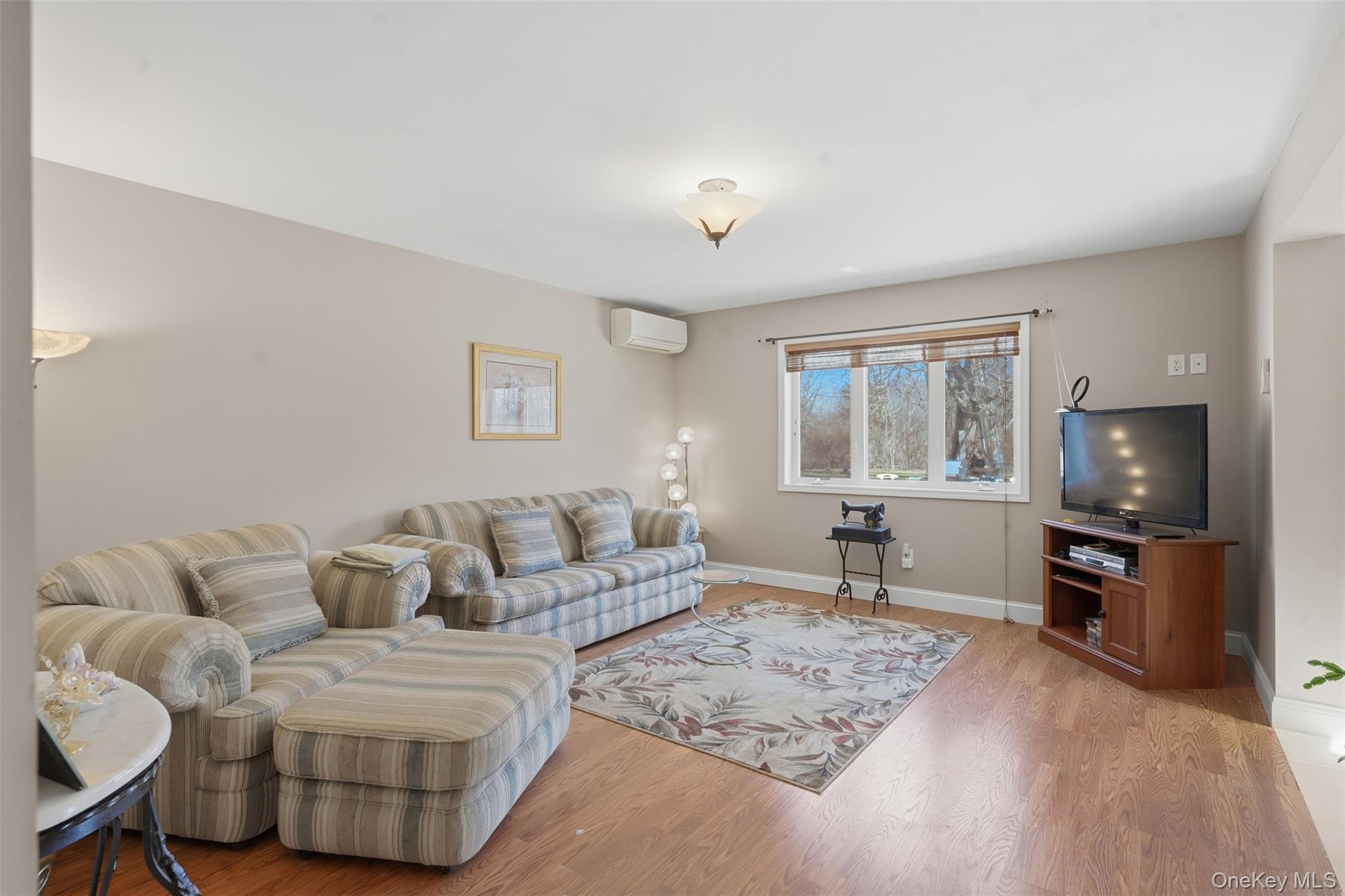 Single Family Albany Post  Ulster County, NY 12525, MLS-977502-17