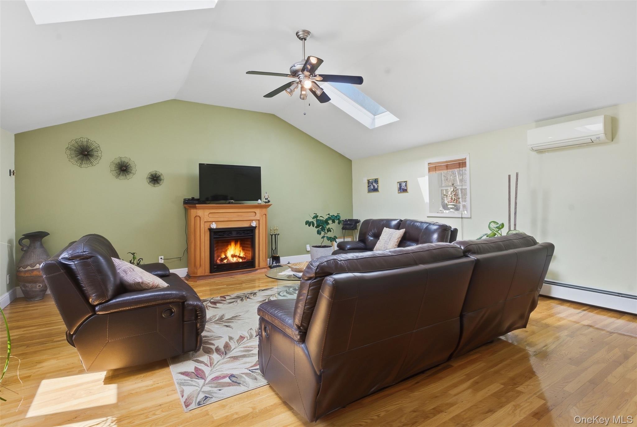 Single Family Albany Post  Ulster County, NY 12525, MLS-977502-8