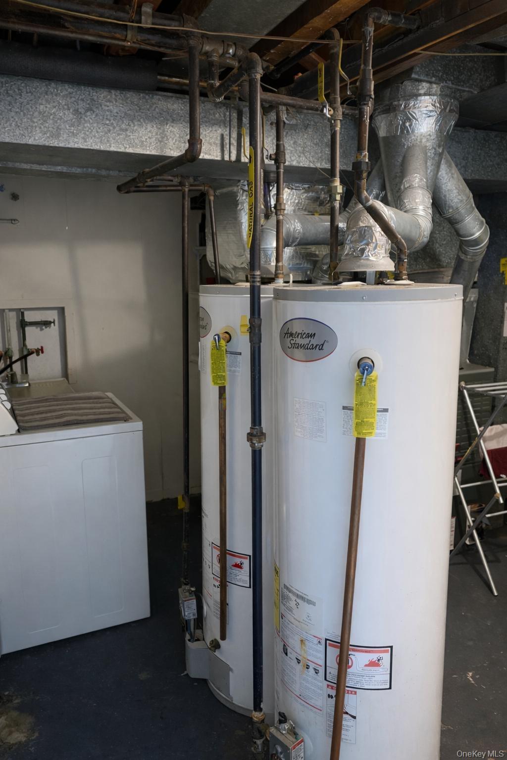 Single Family Gipson  Queens, NY 11691, MLS-977514-27