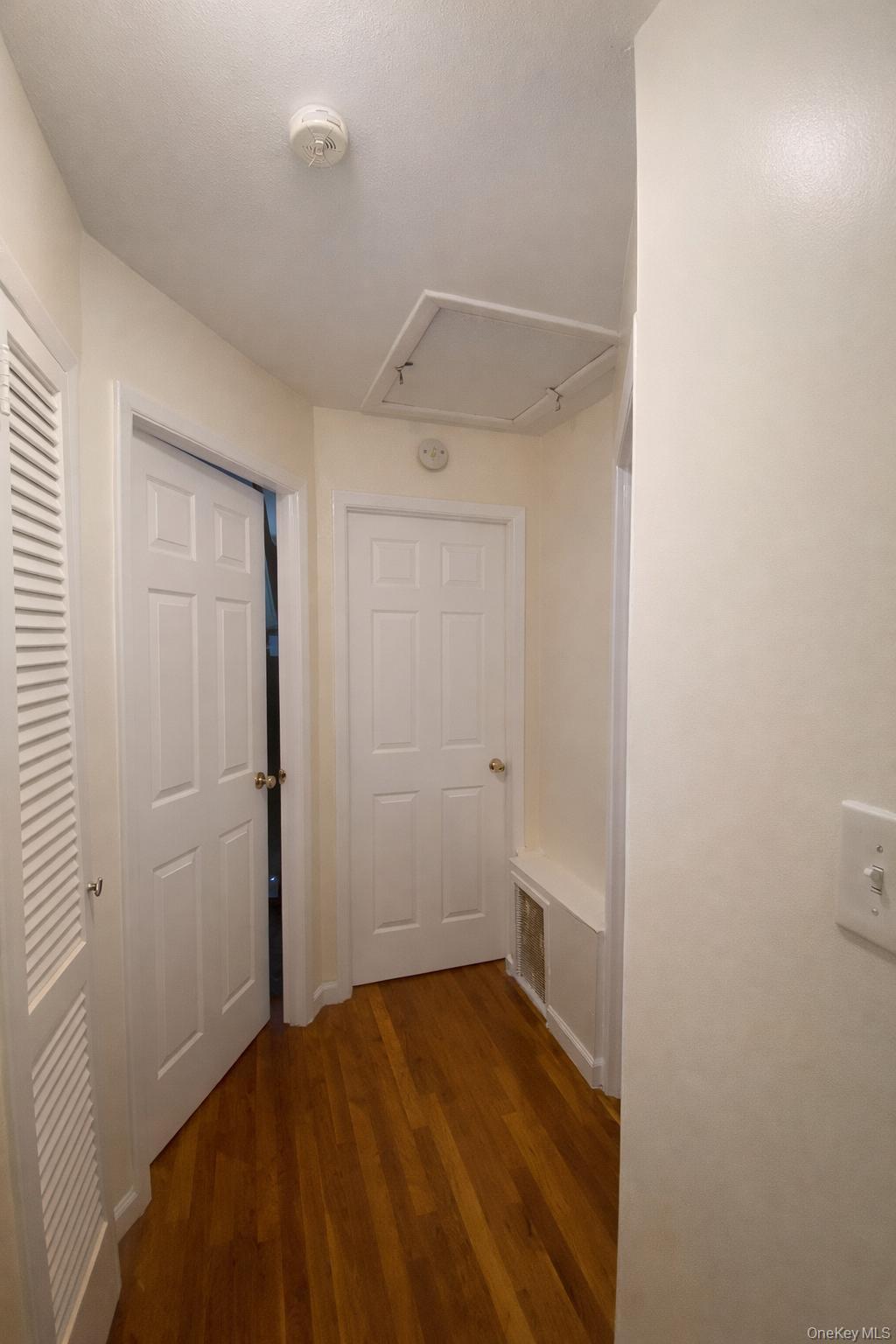 Single Family Gipson  Queens, NY 11691, MLS-977514-29