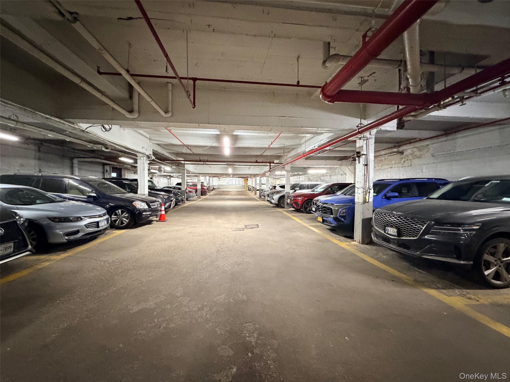 Condo Queens  Queens, NY 11375, MLS-977515-11