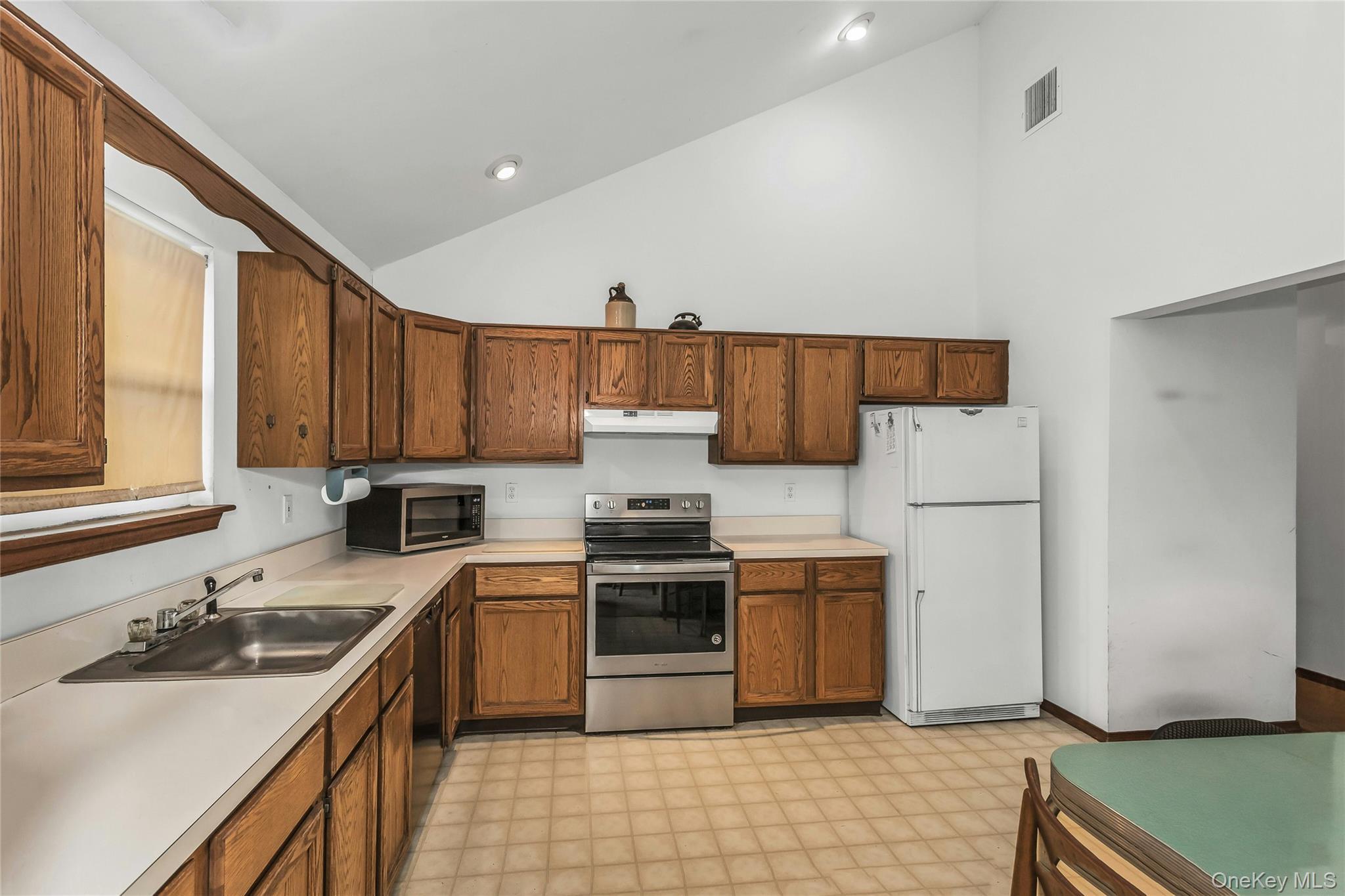 Single Family Donna  Suffolk County, NY 11933, MLS-977516-11