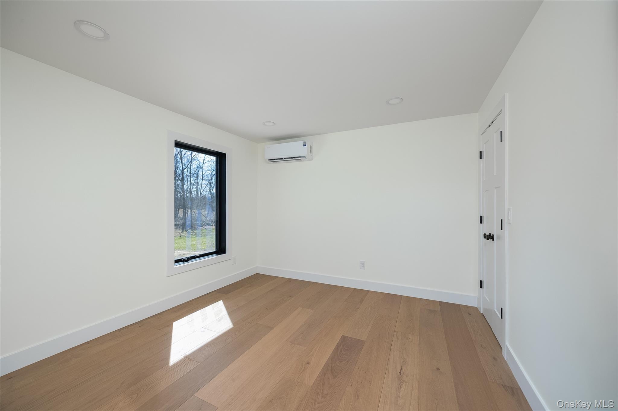 Single Family Bakertown  Ulster County, NY 12404, MLS-977520-12