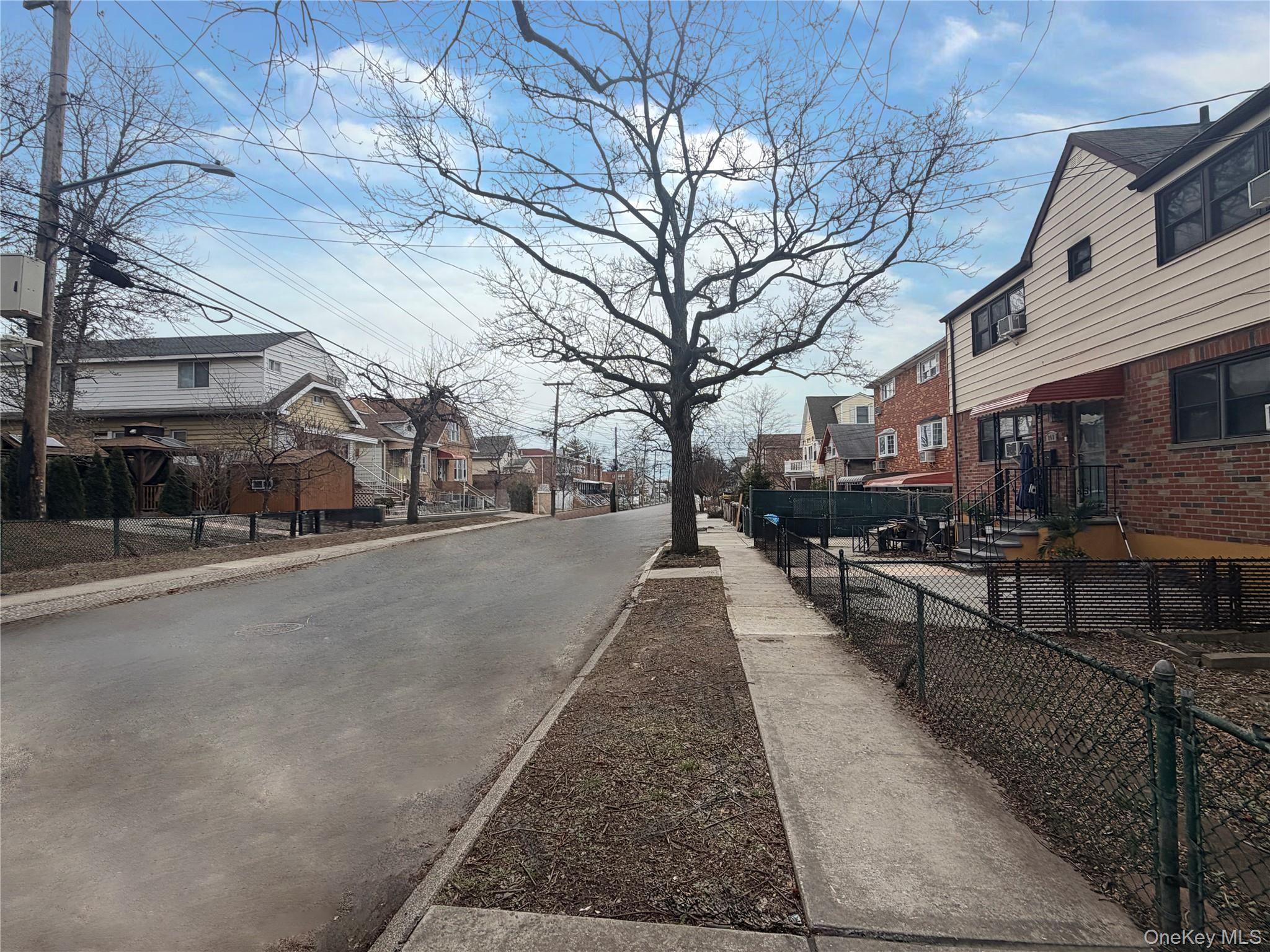 Single Family Quincy  Bronx, NY 10465, MLS-977531-15