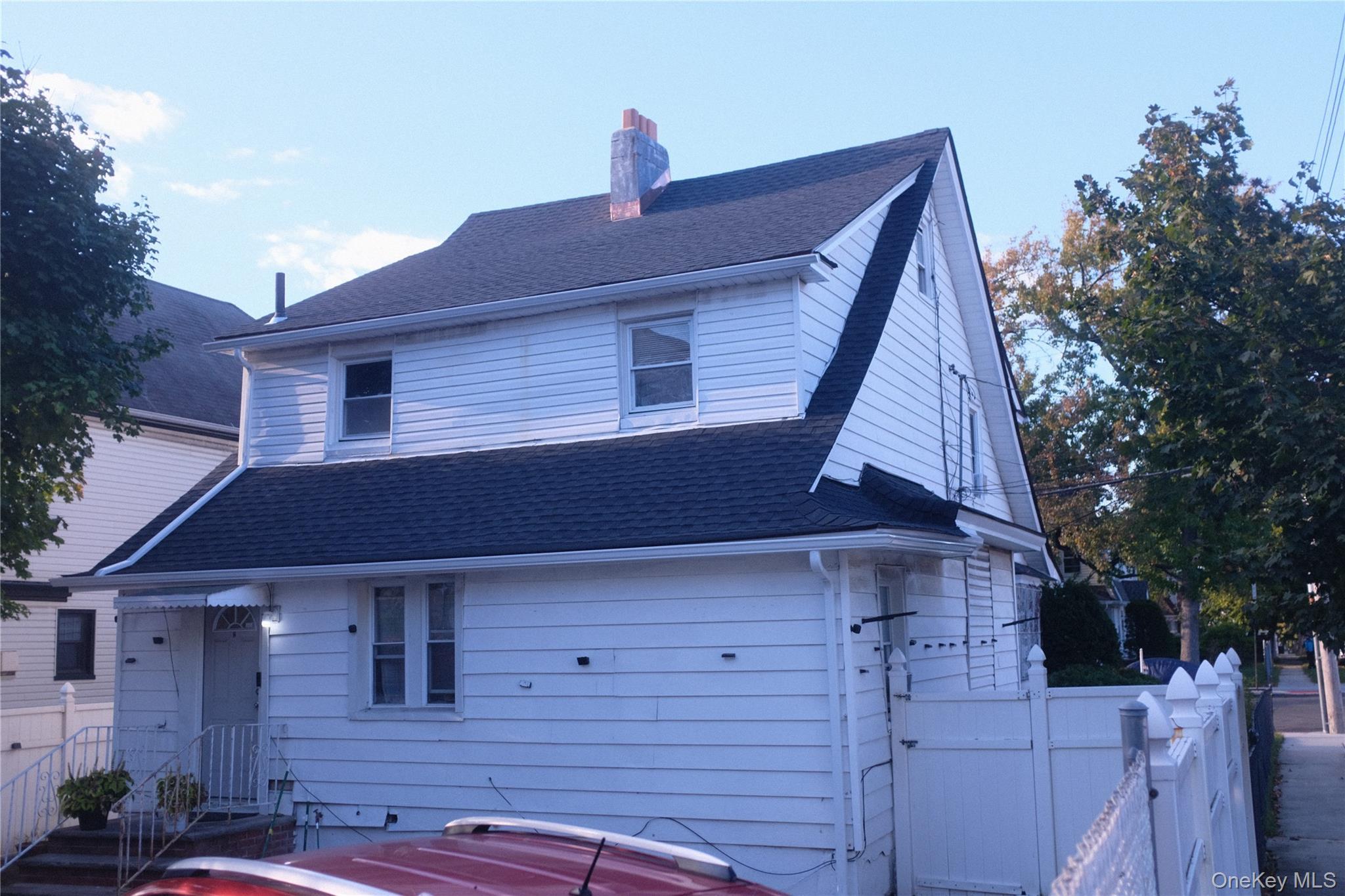 Single Family 104th Avenue Queens, NY 11412, MLS-977535-4