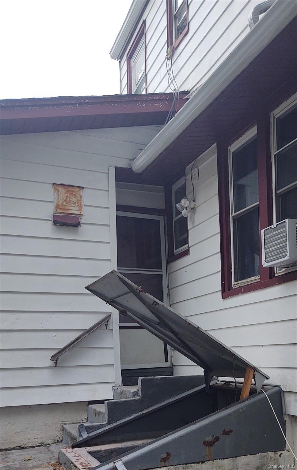 Single Family Ray  Nassau County, NY 11520, MLS-977536-4