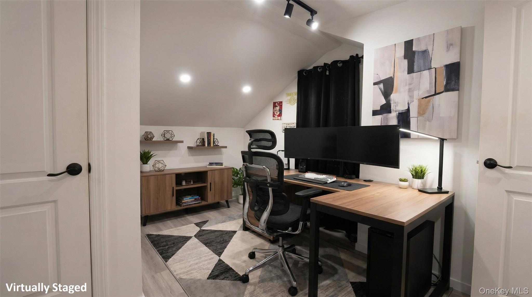 Single Family Lincoln  Nassau County, NY 11758, MLS-977564-12