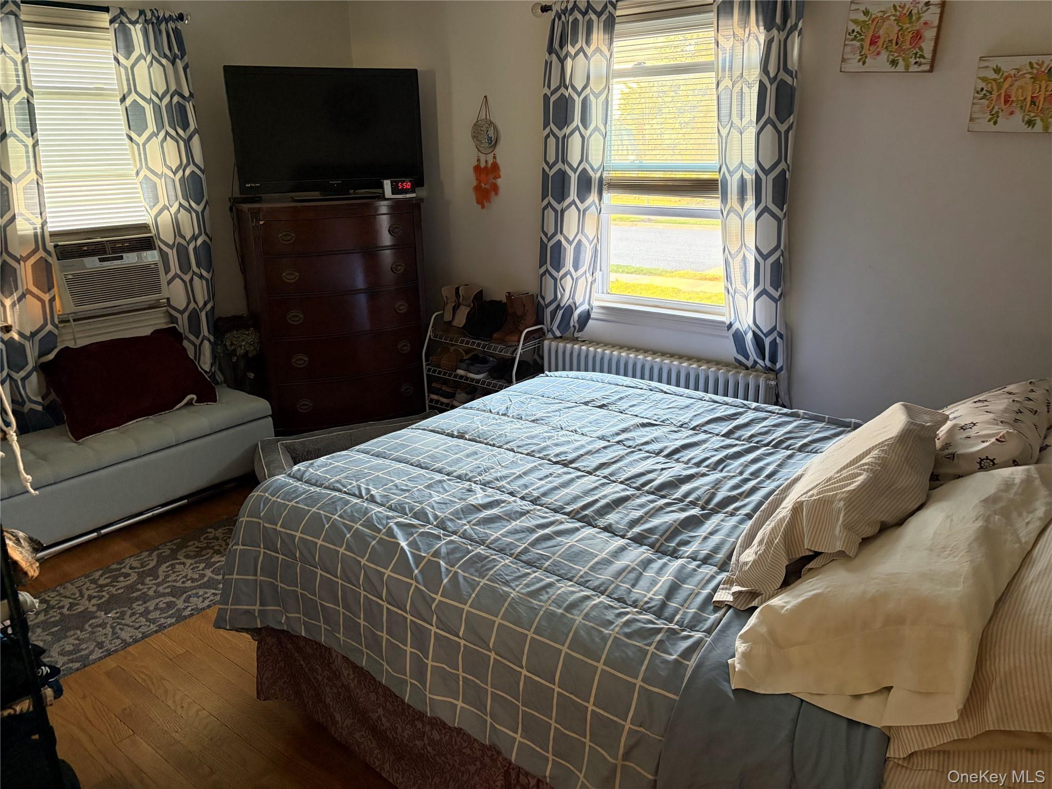 Single Family Saint Marks  Nassau County, NY 11710, MLS-977585-11