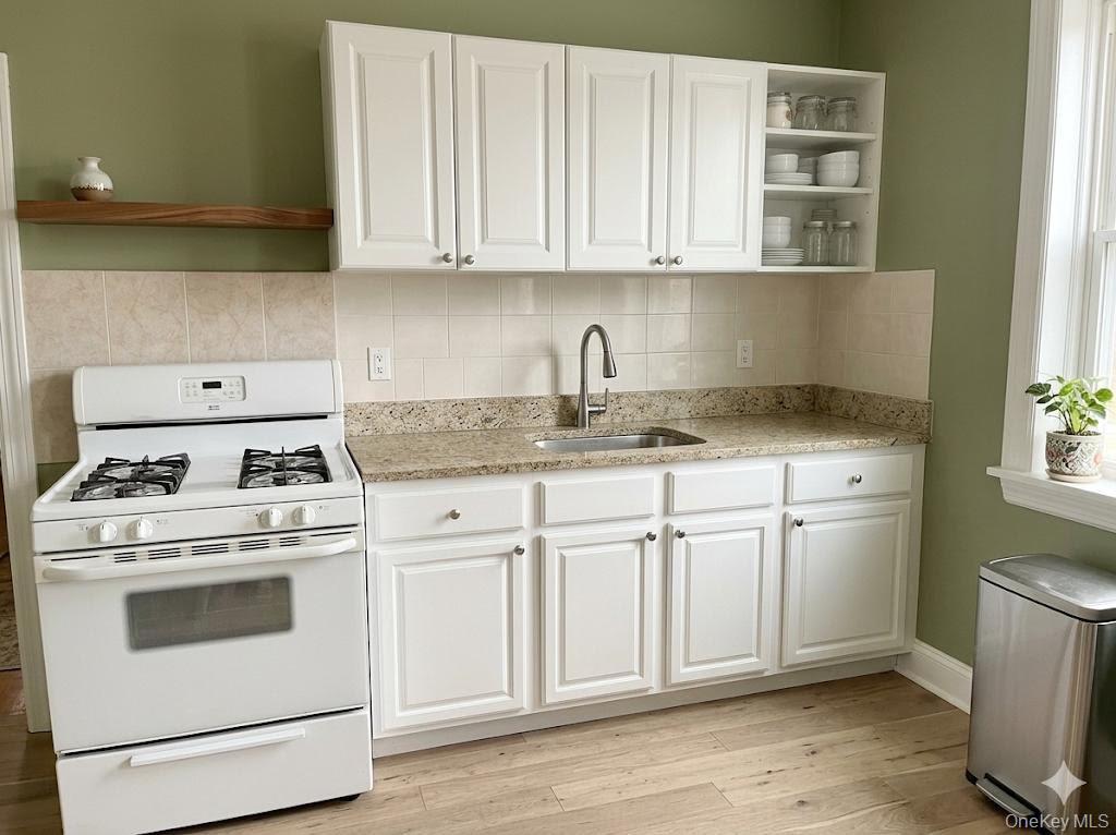Single Family 37th Street Queens, NY 11101, MLS-977592-11