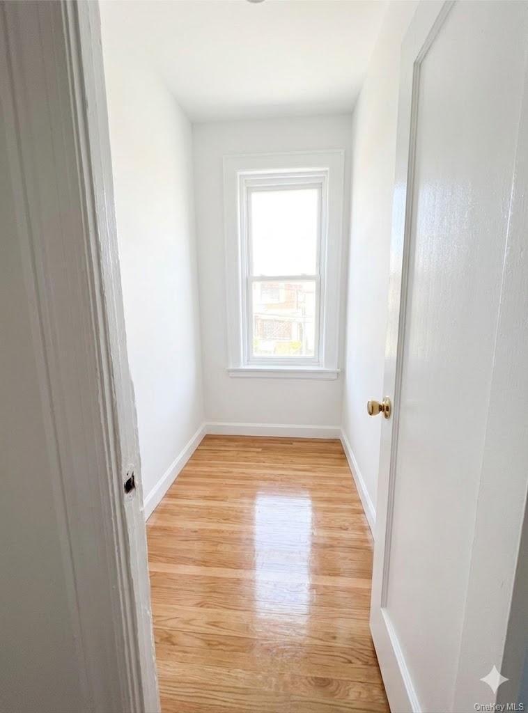 Single Family 37th Street Queens, NY 11101, MLS-977592-18