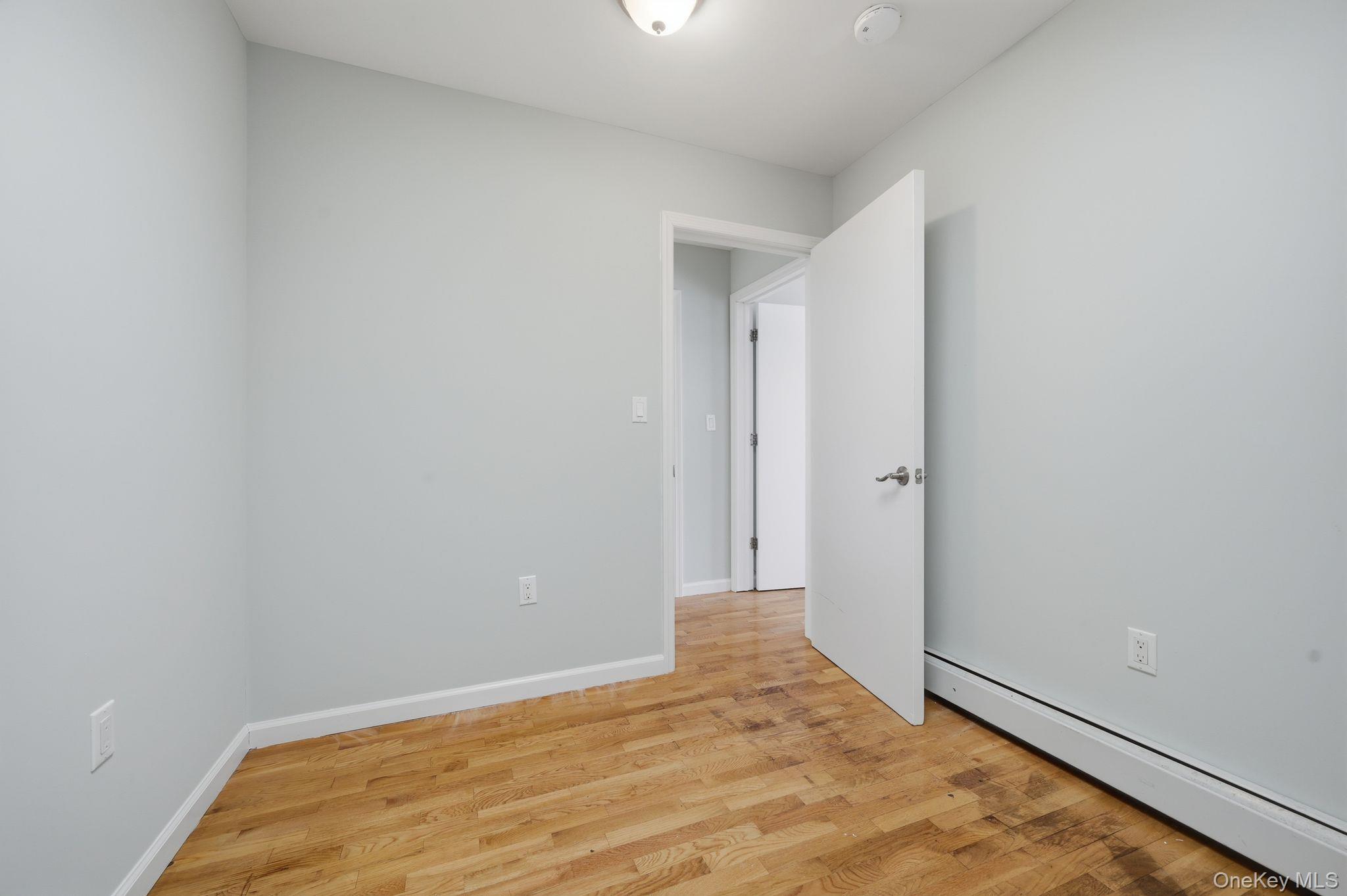 Single Family 169th  Bronx, NY 10456, MLS-977641-16