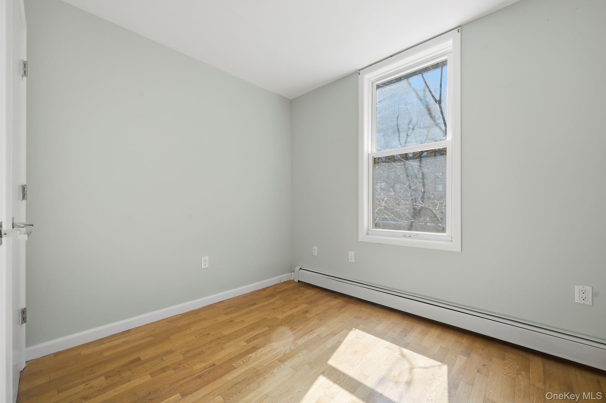 Single Family 169th  Bronx, NY 10456, MLS-977641-19