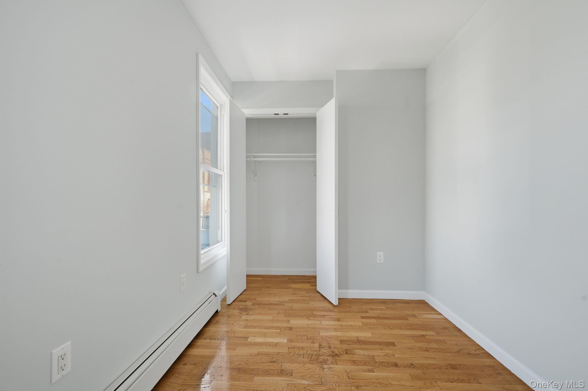 Single Family 169th  Bronx, NY 10456, MLS-977641-24