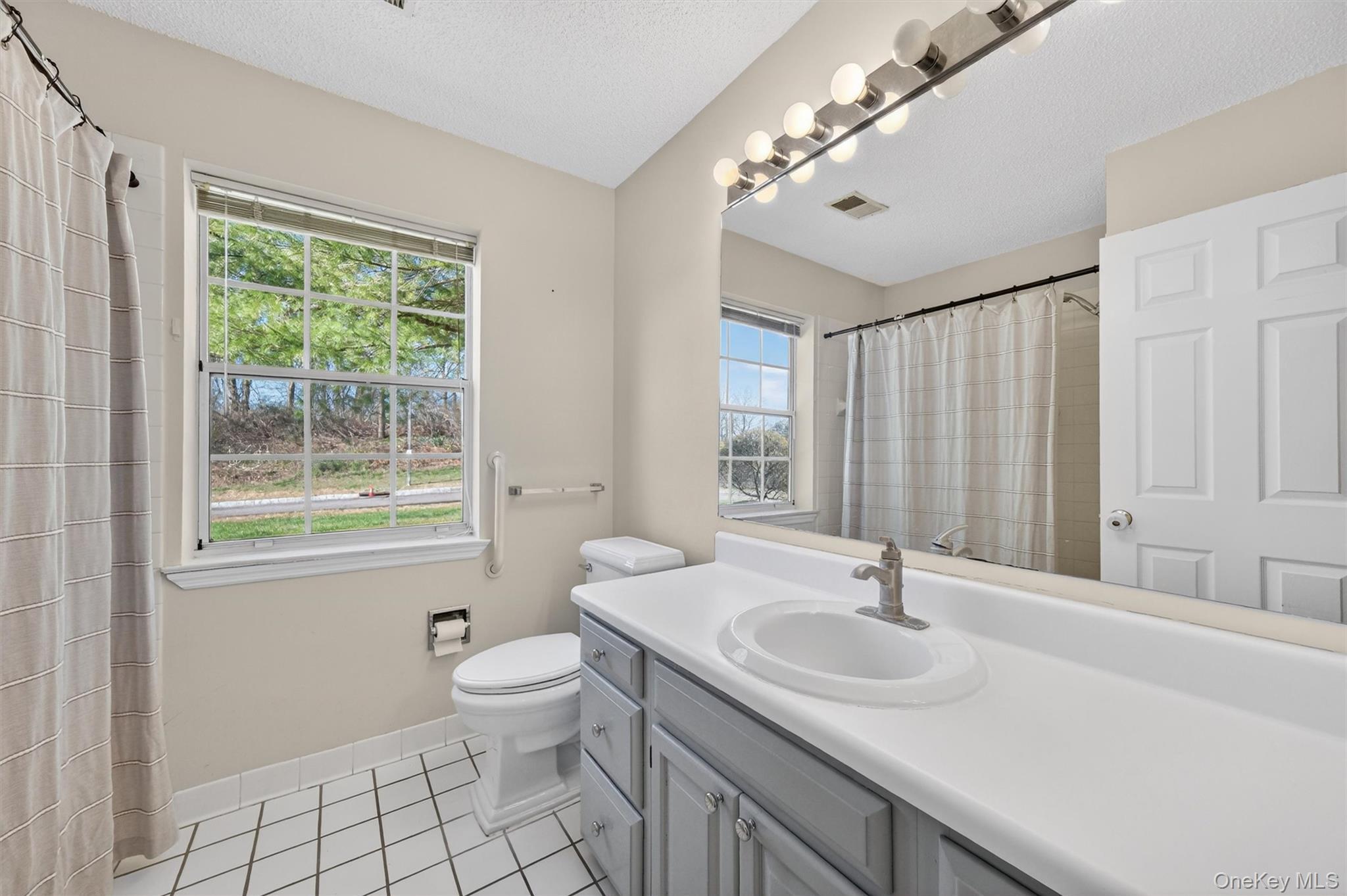 Single Family Juniper  Dutchess County, NY 12564, MLS-977687-28