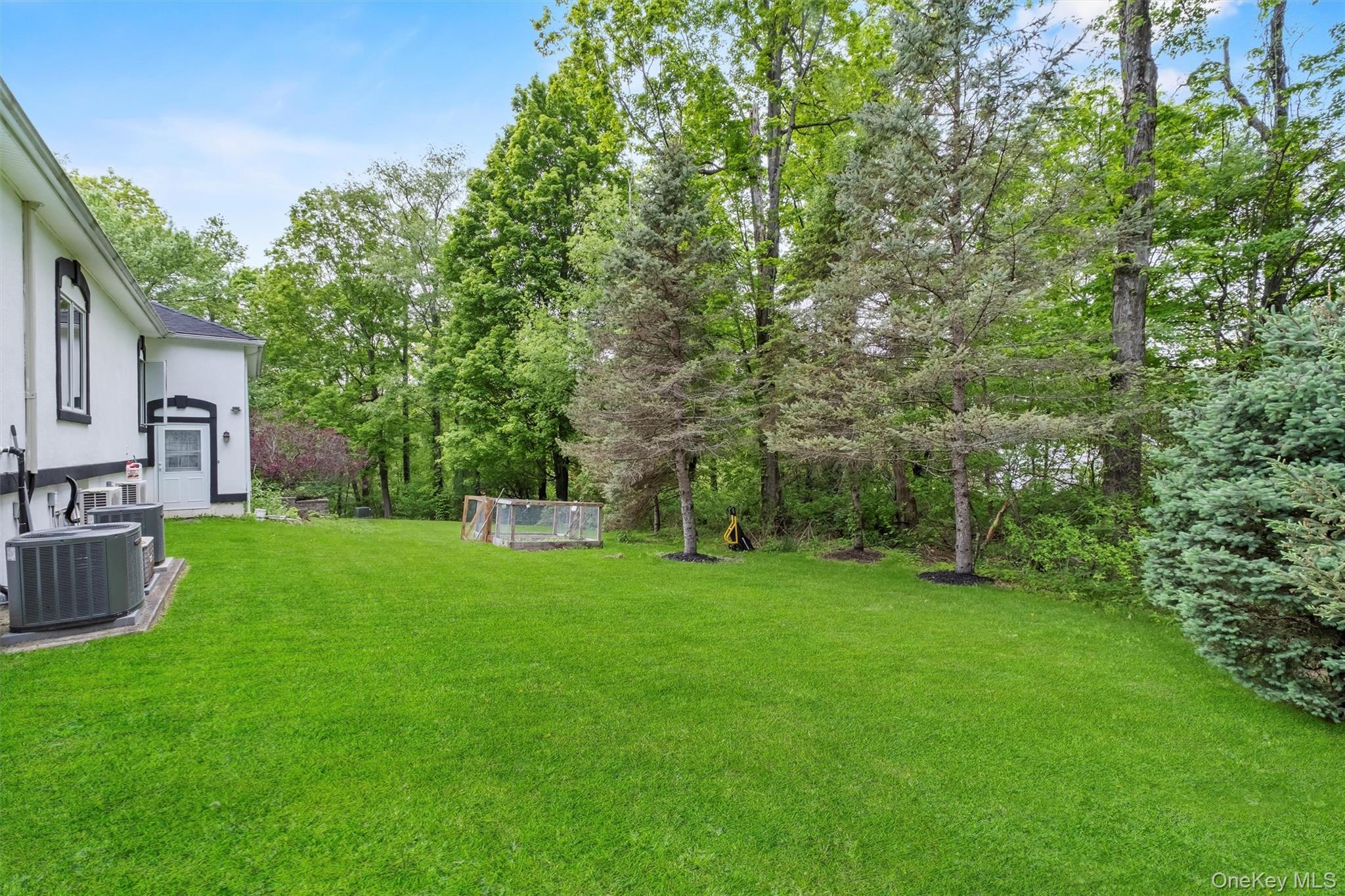 Single Family Carol  Dutchess County, NY 12570, MLS-977692-40