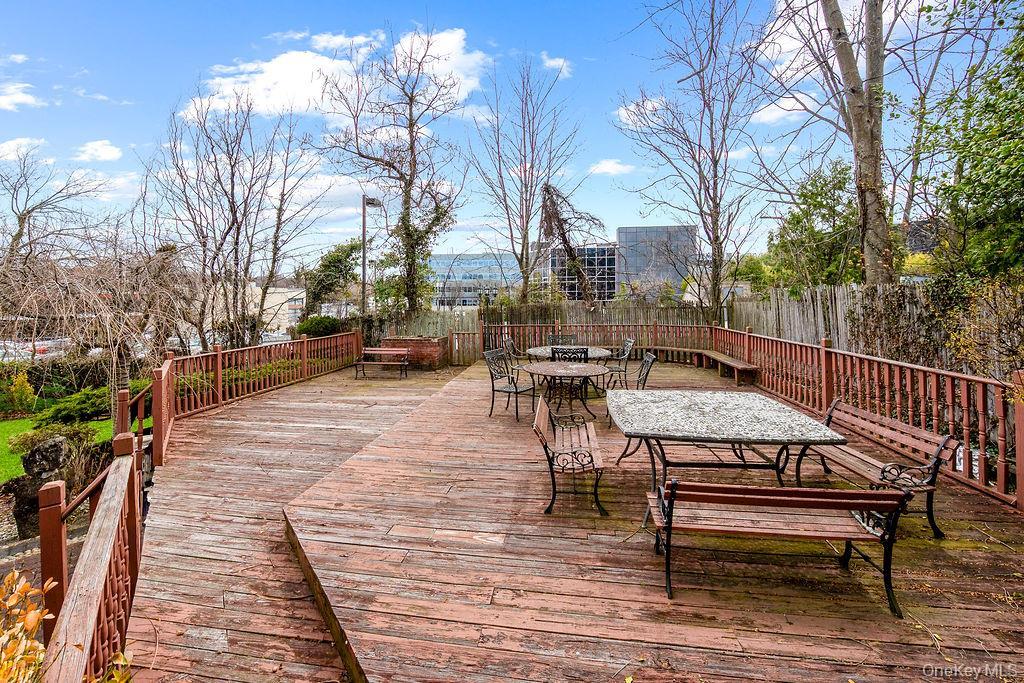 Single Family Valley View Road  Nassau County, NY 11021, MLS-977696-12