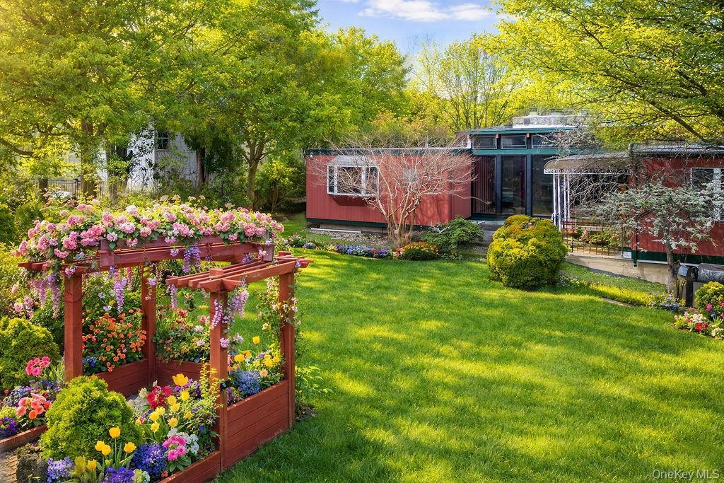 Single Family Valley View Road  Nassau County, NY 11021, MLS-977696-15