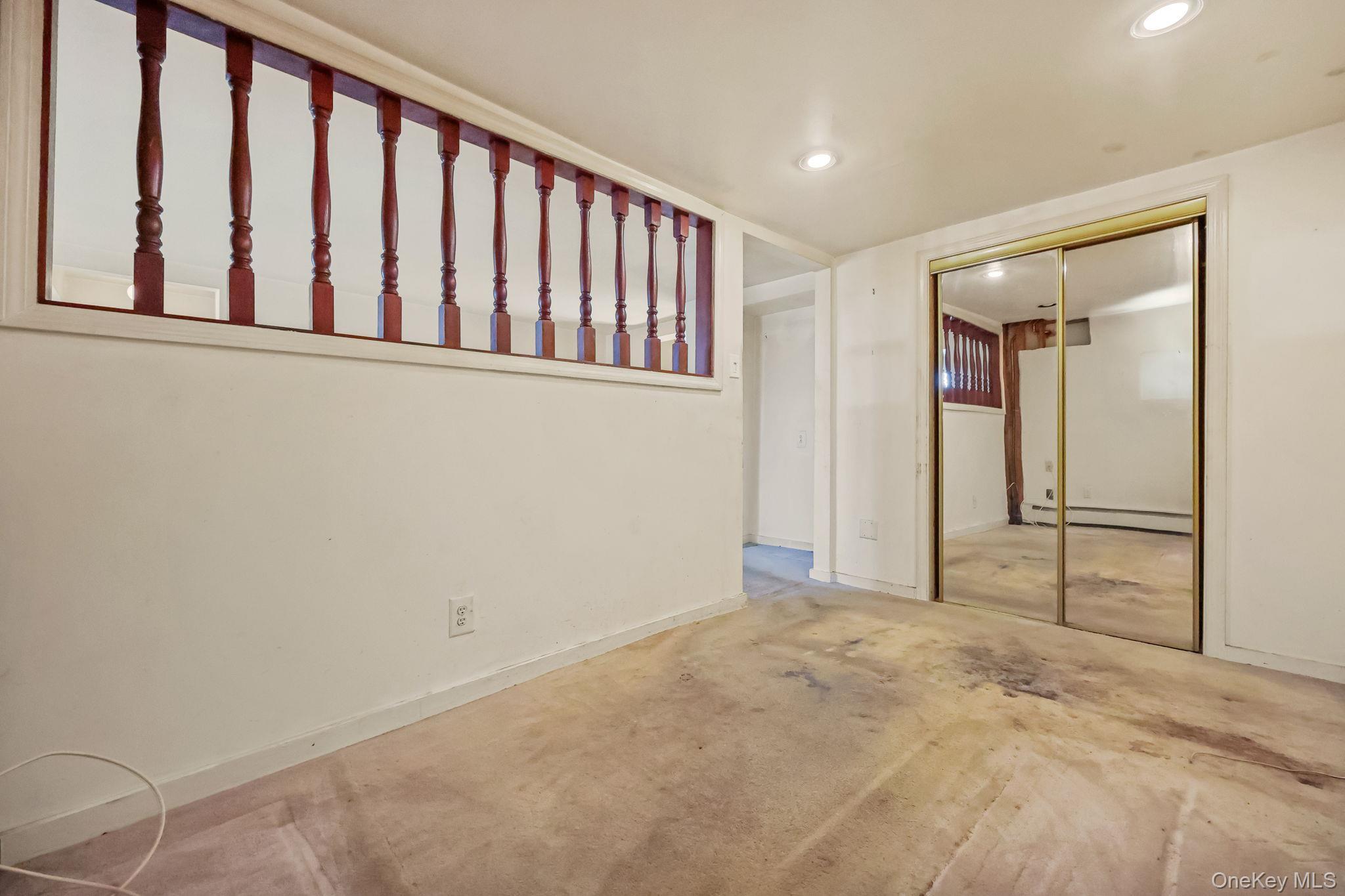 Single Family Henry  Out Of Area, NY 06830, MLS-977710-7