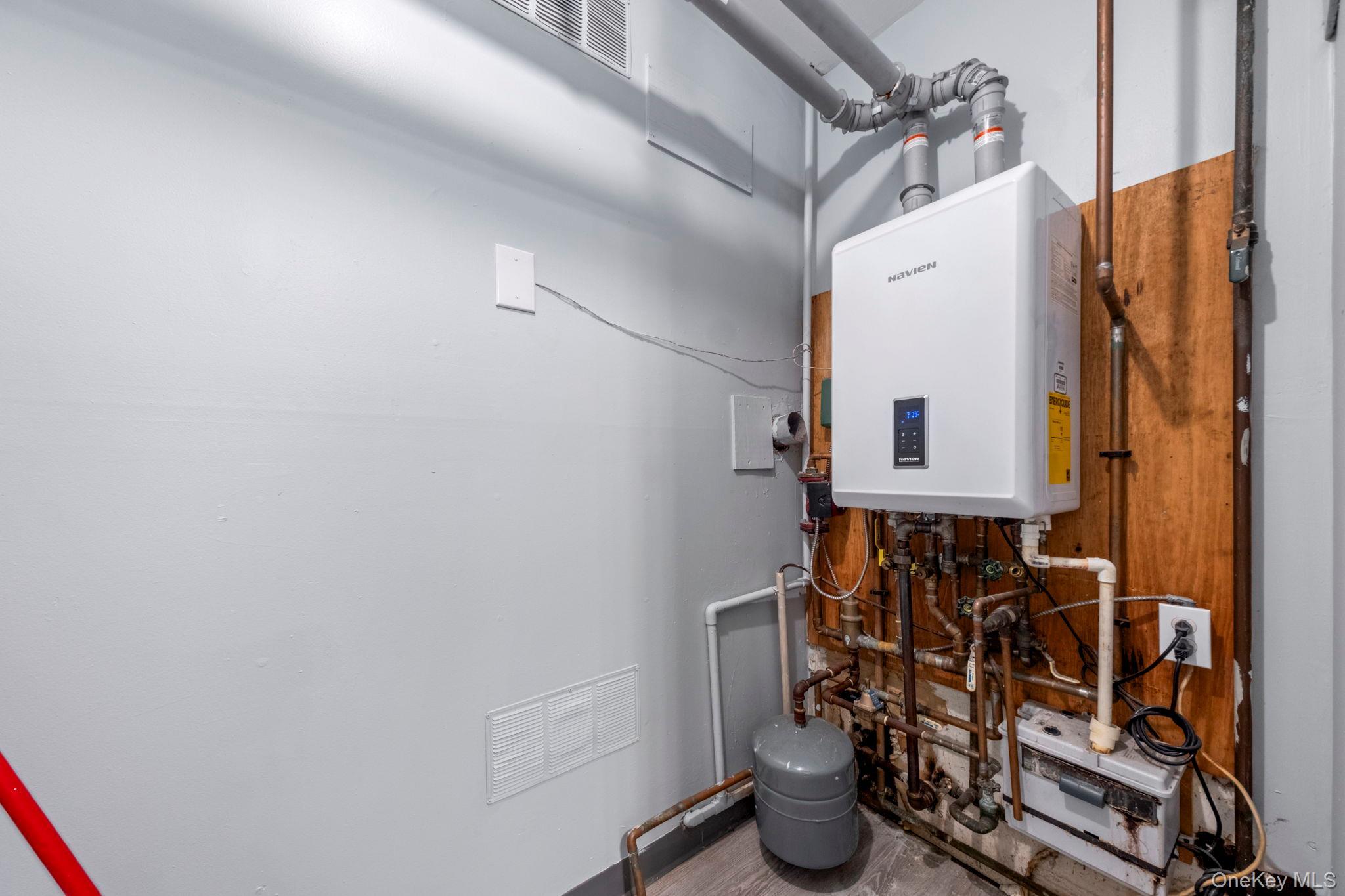 Condo Concord Lane  Orange County, NY 10940, MLS-977735-14