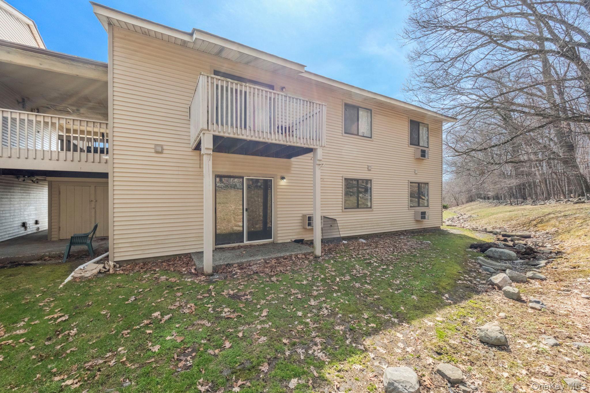 Condo Concord Lane  Orange County, NY 10940, MLS-977735-26