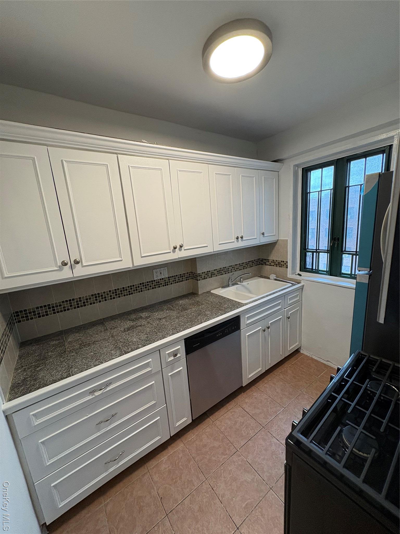 Condo Purdy  Bronx, NY 10462, MLS-977737-4