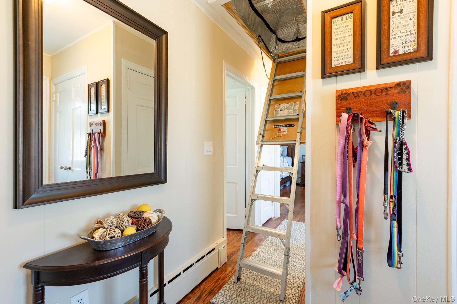 Single Family Main  Suffolk County, NY 11751, MLS-977738-21