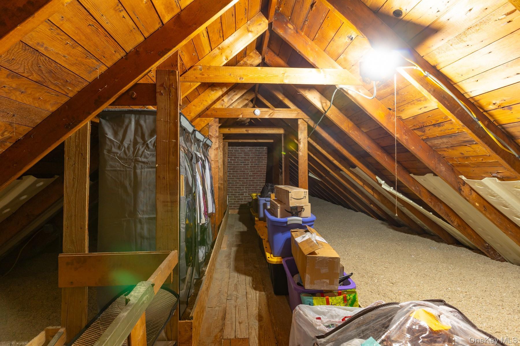 Single Family Main  Suffolk County, NY 11751, MLS-977738-22