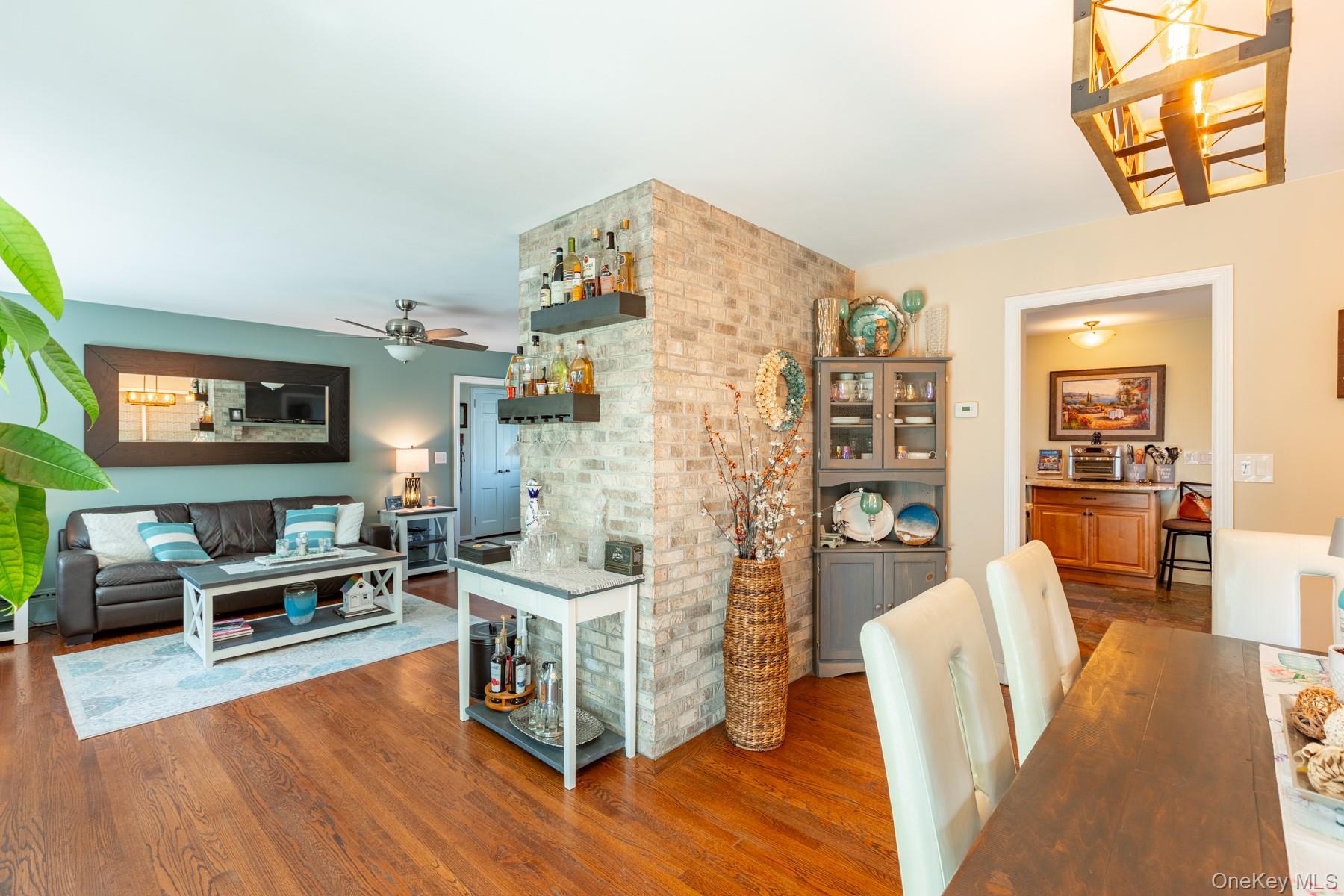 Single Family Main  Suffolk County, NY 11751, MLS-977738-9