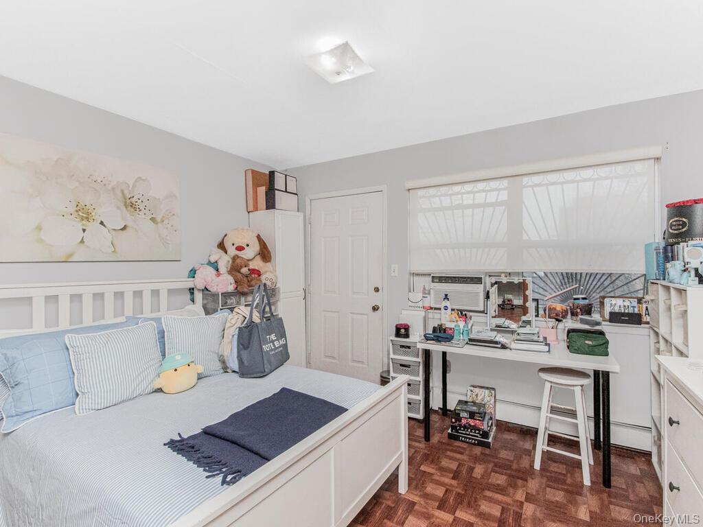 Single Family Bryant  Bronx, NY 10460, MLS-977742-14