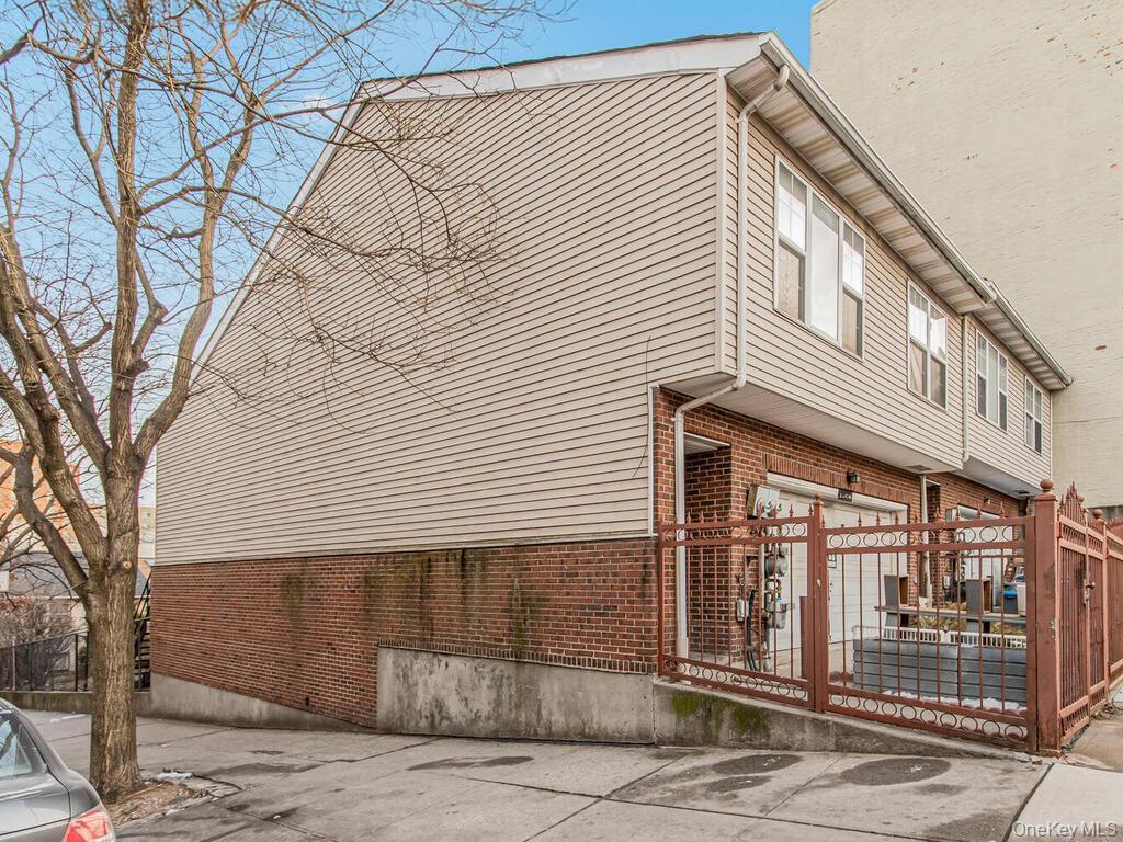 Single Family Bryant  Bronx, NY 10460, MLS-977742-4