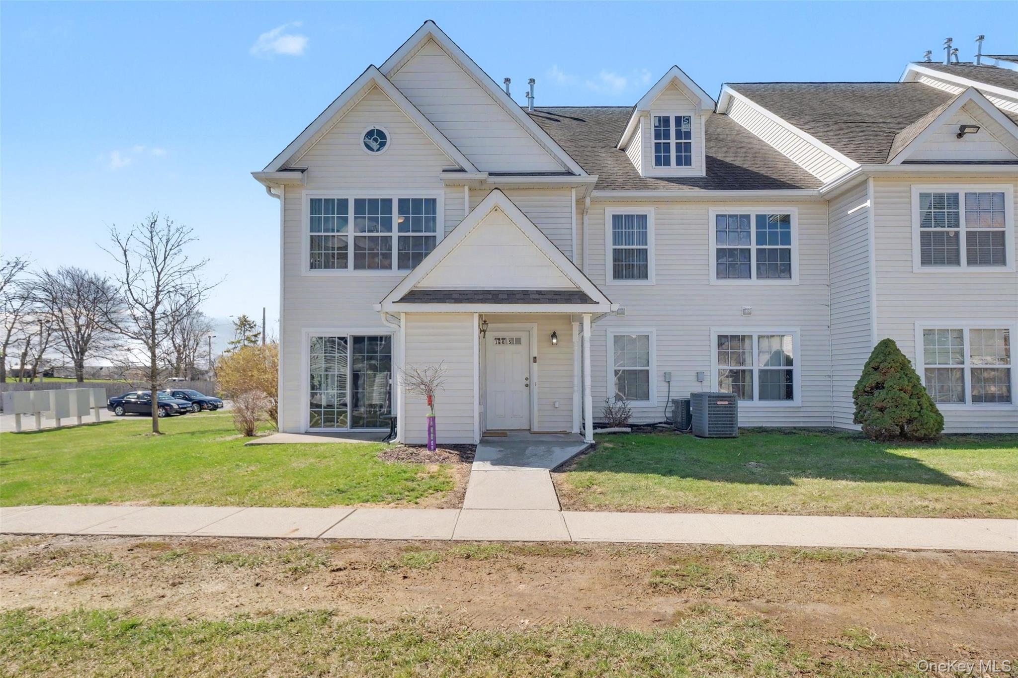 Condo Ruth  Orange County, NY 10940, MLS-977760-2