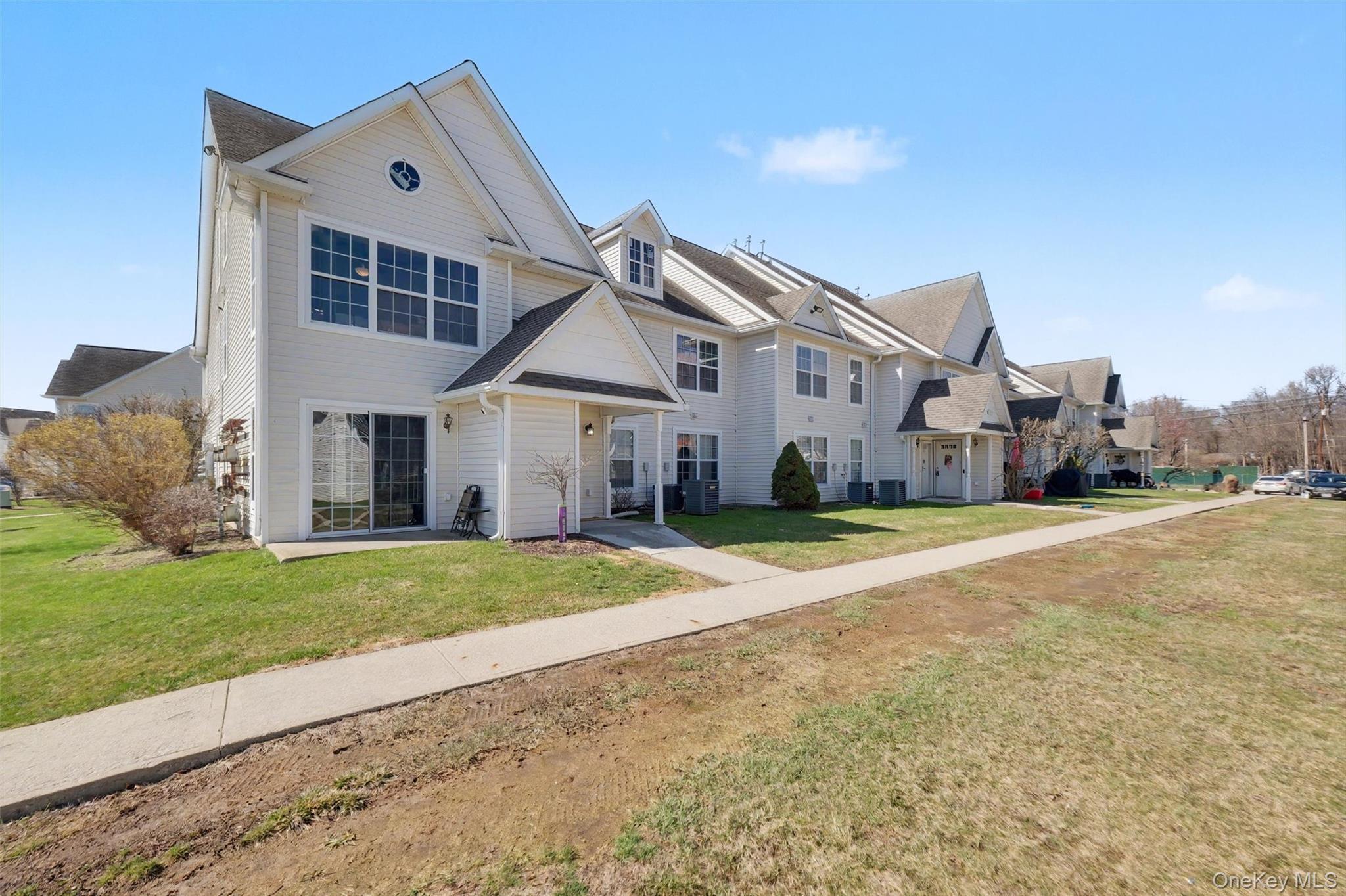 Condo Ruth  Orange County, NY 10940, MLS-977760-4