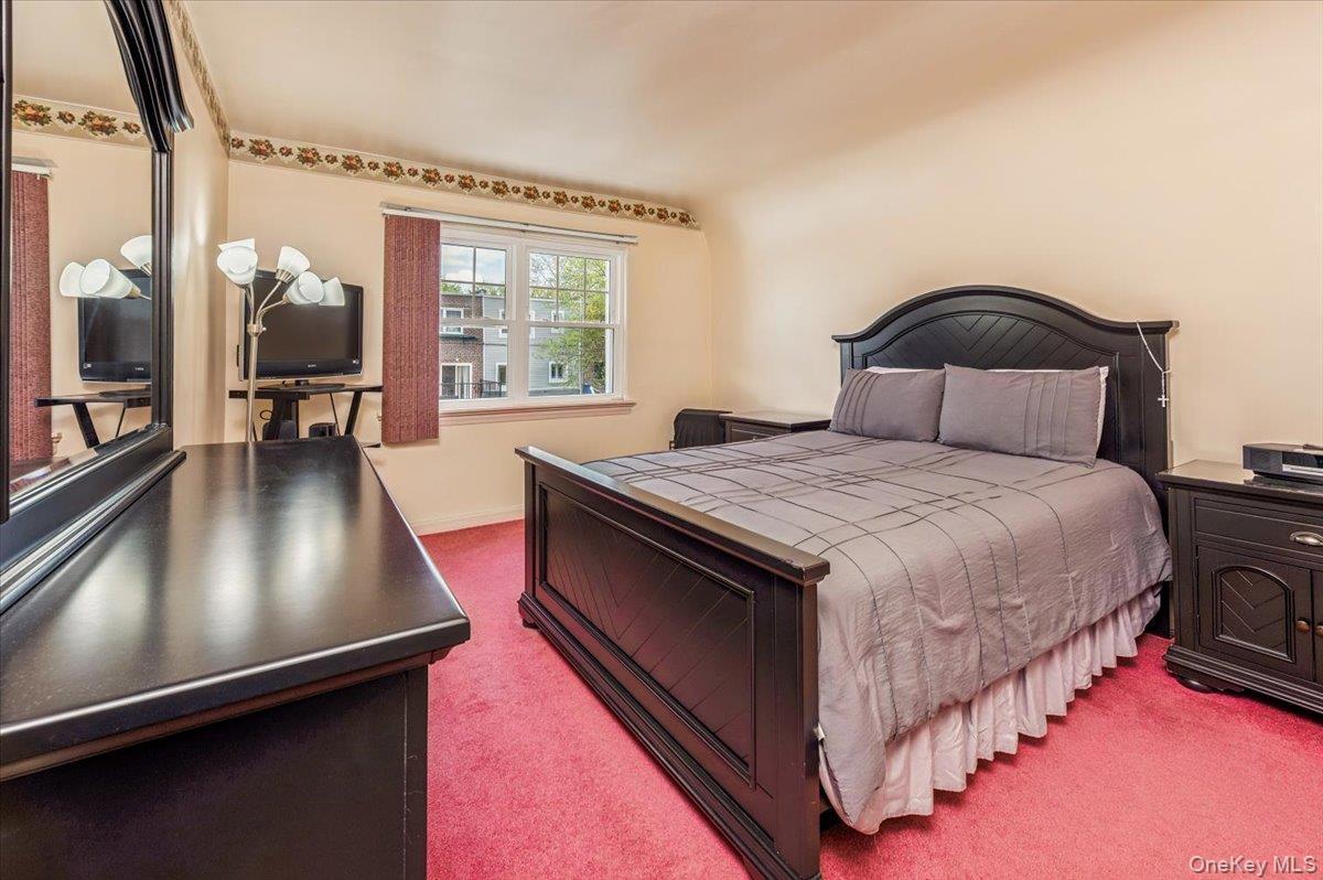 Single Family Calhoun  Bronx, NY 10465, MLS-977782-15