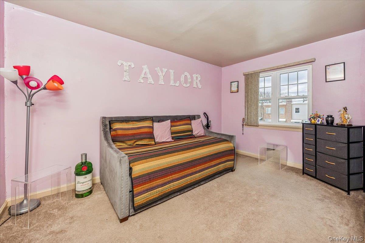 Single Family Calhoun  Bronx, NY 10465, MLS-977782-17