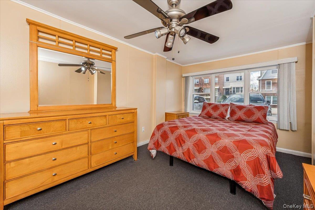 Single Family Calhoun  Bronx, NY 10465, MLS-977782-24