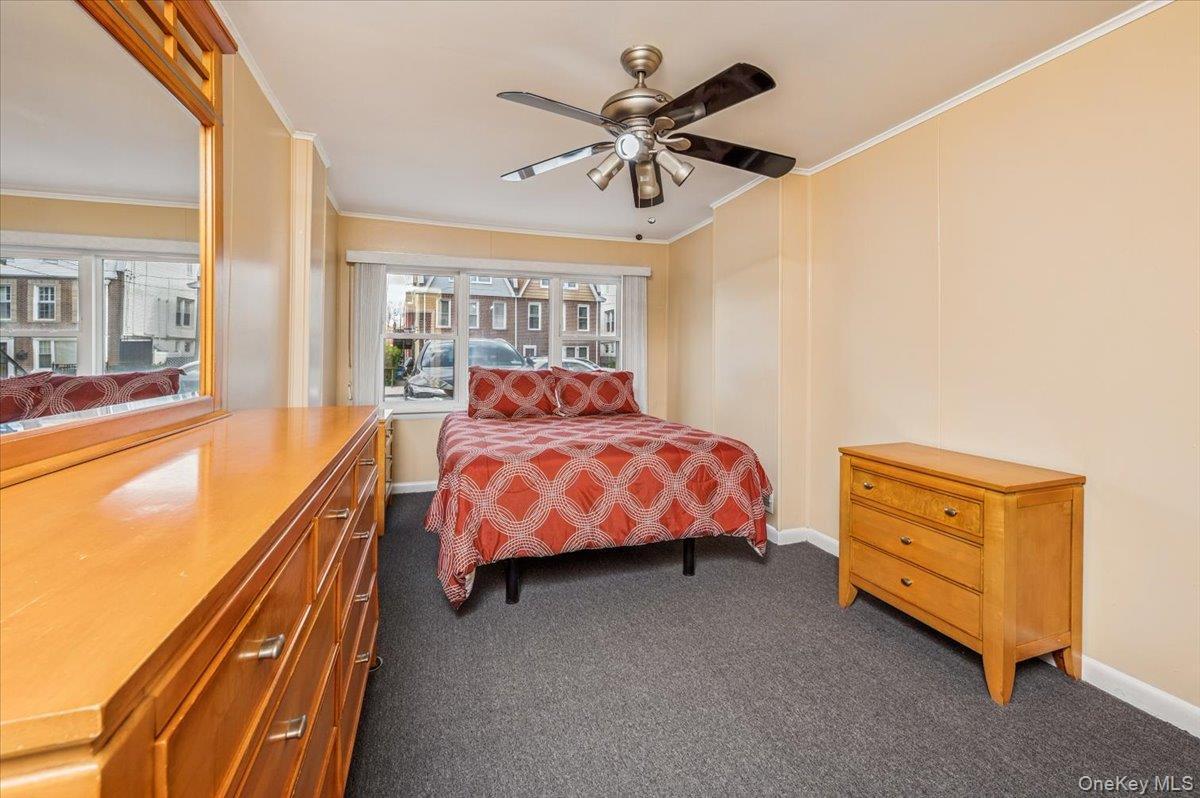 Single Family Calhoun  Bronx, NY 10465, MLS-977782-25