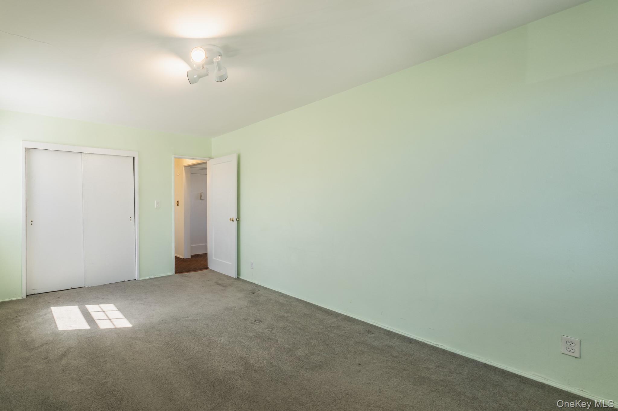 Coop 255th  Queens, NY 11362, MLS-977796-8