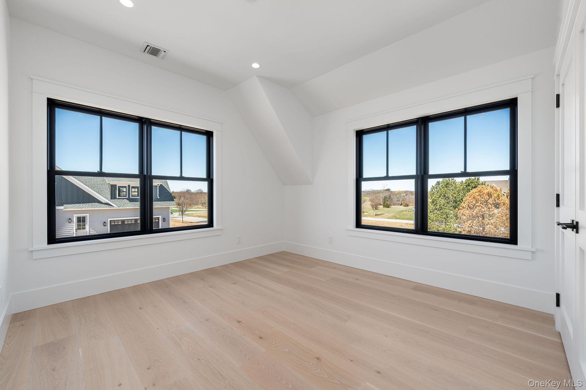Single Family Club Drive  Suffolk County, NY 11933, MLS-977813-39