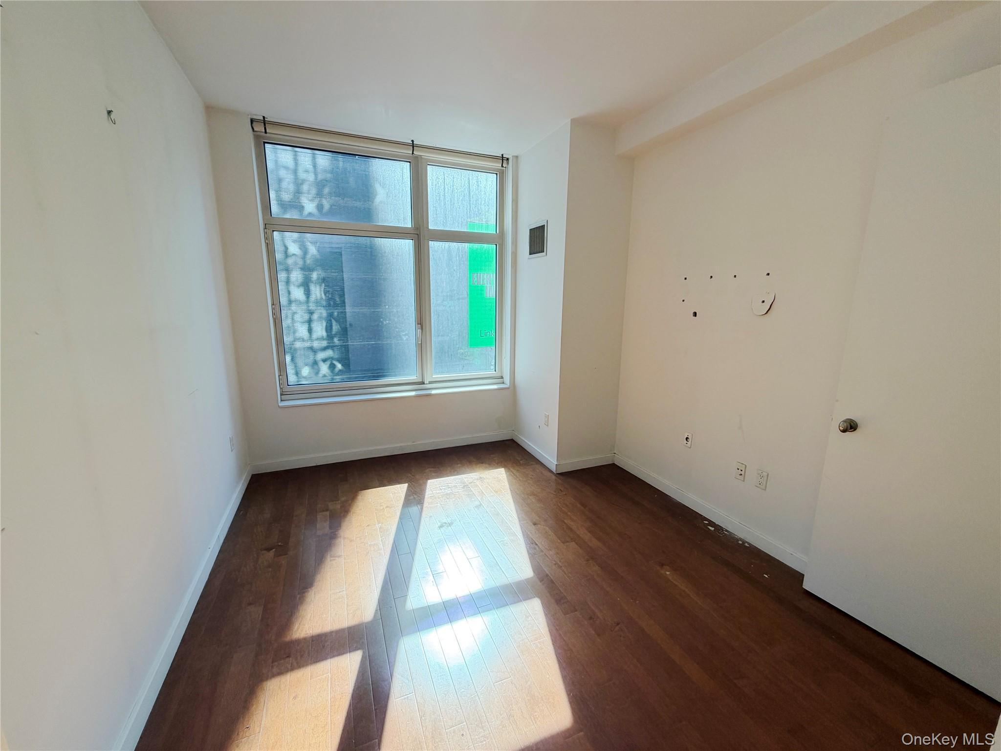 Condo Broadway  Manhattan, NY 10019, MLS-977825-18