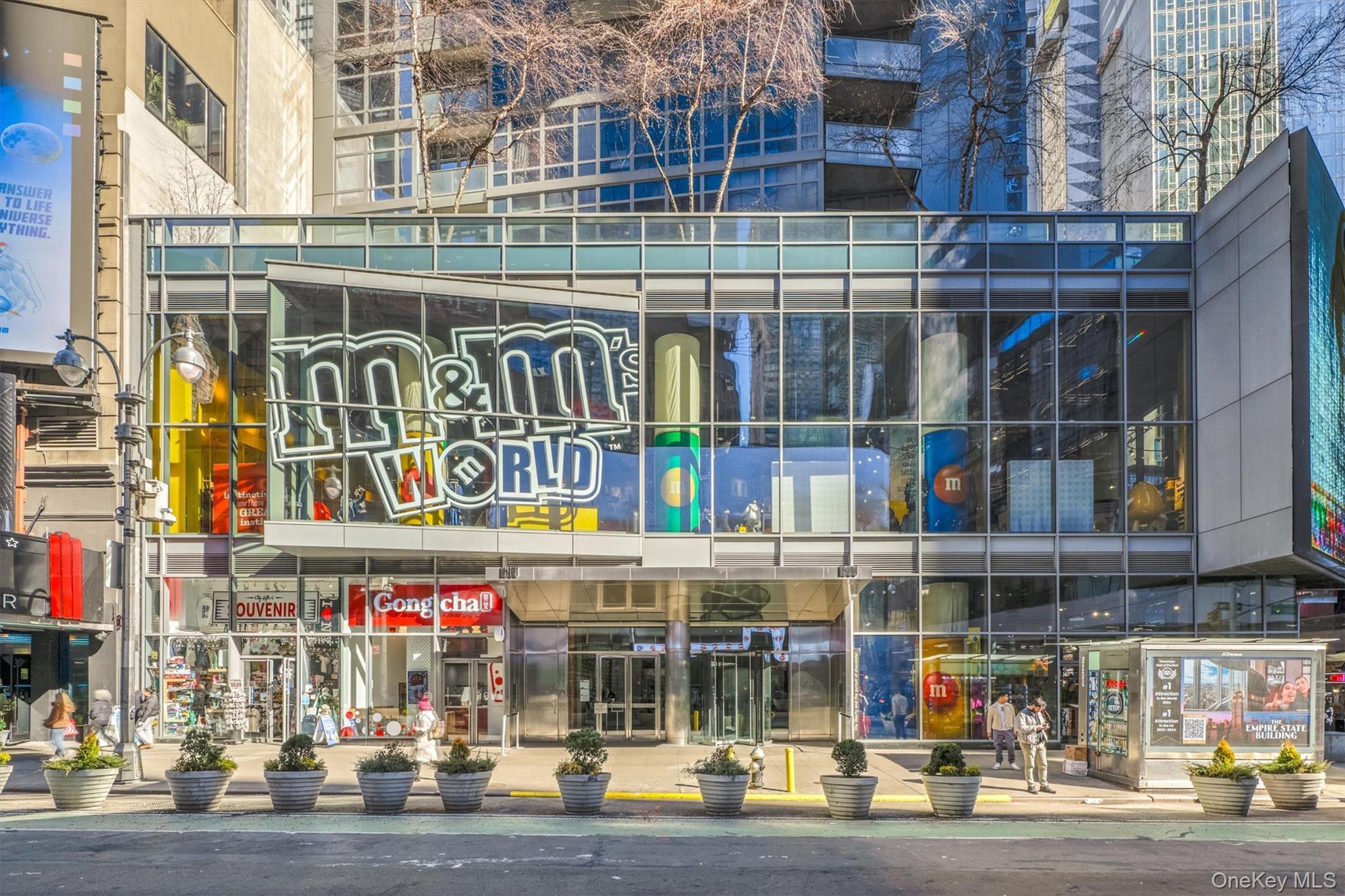 Condo Broadway  Manhattan, NY 10019, MLS-977825-3