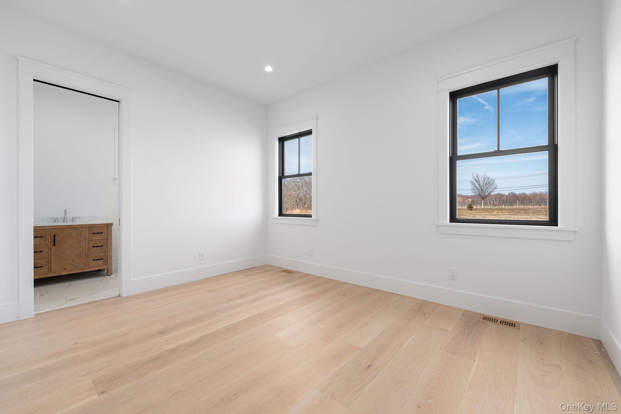 Single Family Club Drive  Suffolk County, NY 11933, MLS-977826-38