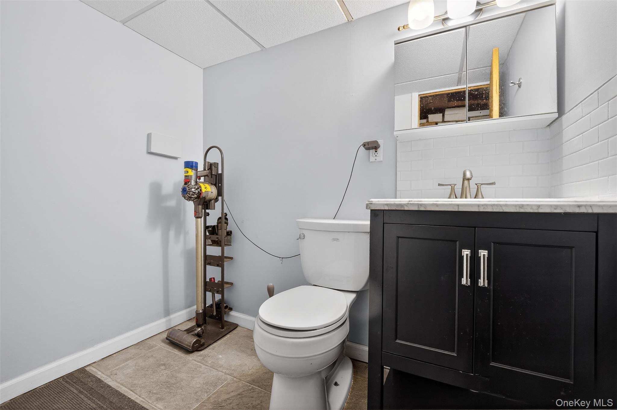 Single Family 65th Drive Queens, NY 11374, MLS-977829-36